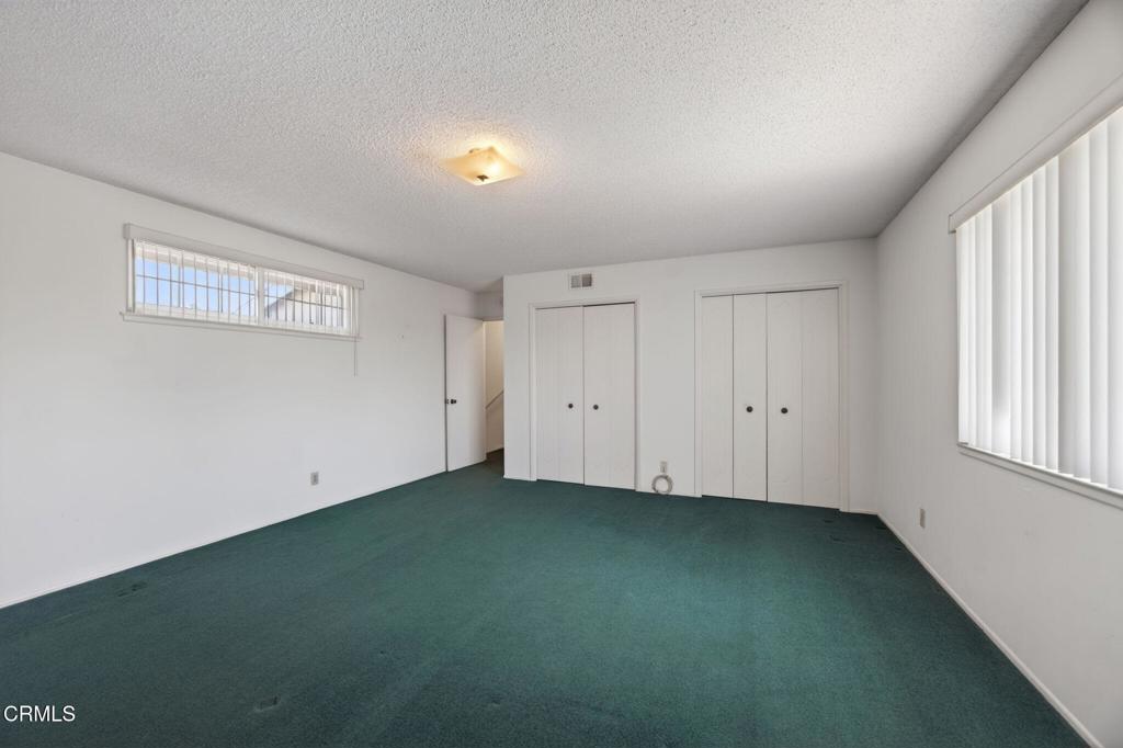 1594 Hobart Drive