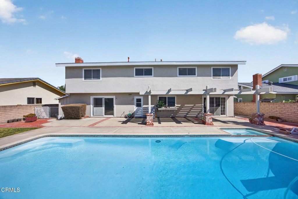 1594 Hobart Drive