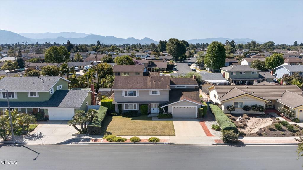 1594 Hobart Drive