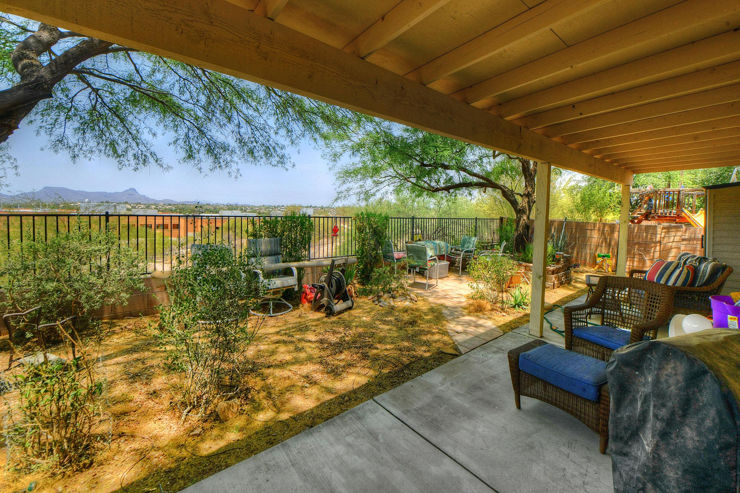 2576 W Cezanne Circle