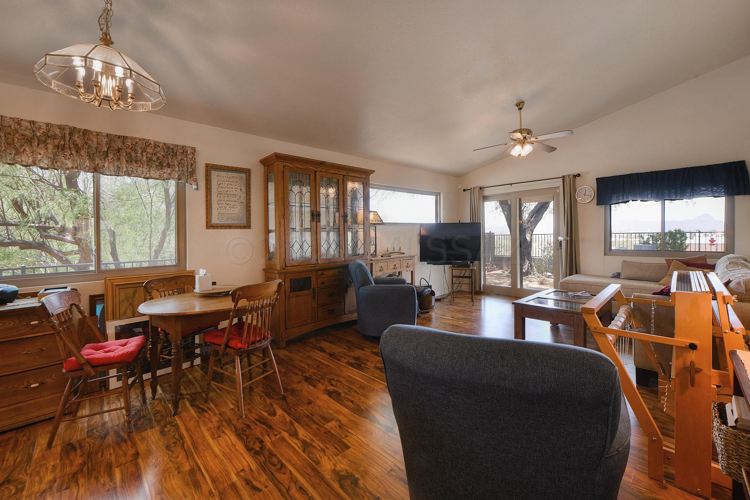 2576 W Cezanne Circle