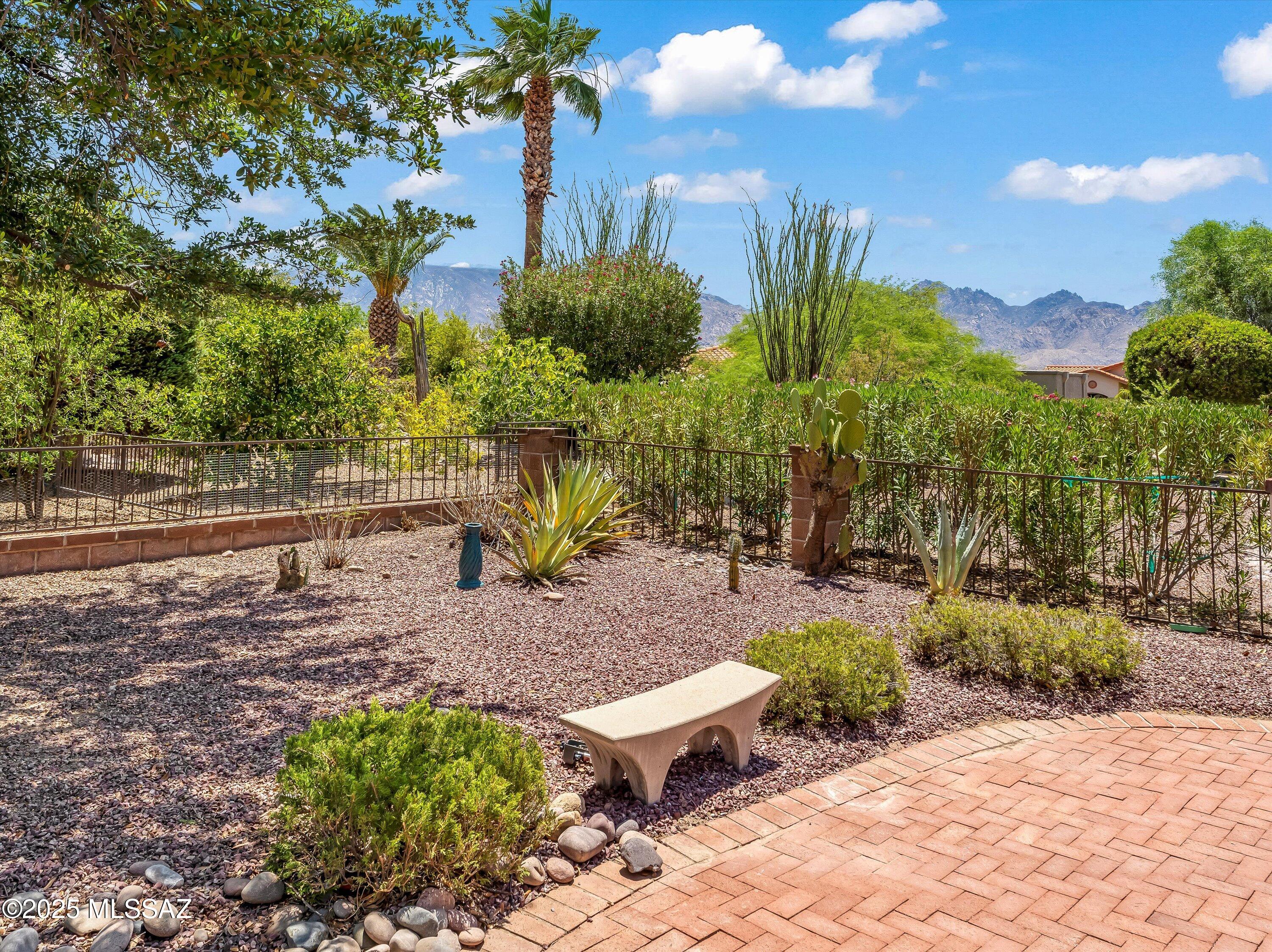 14660 N Flagstone Drive