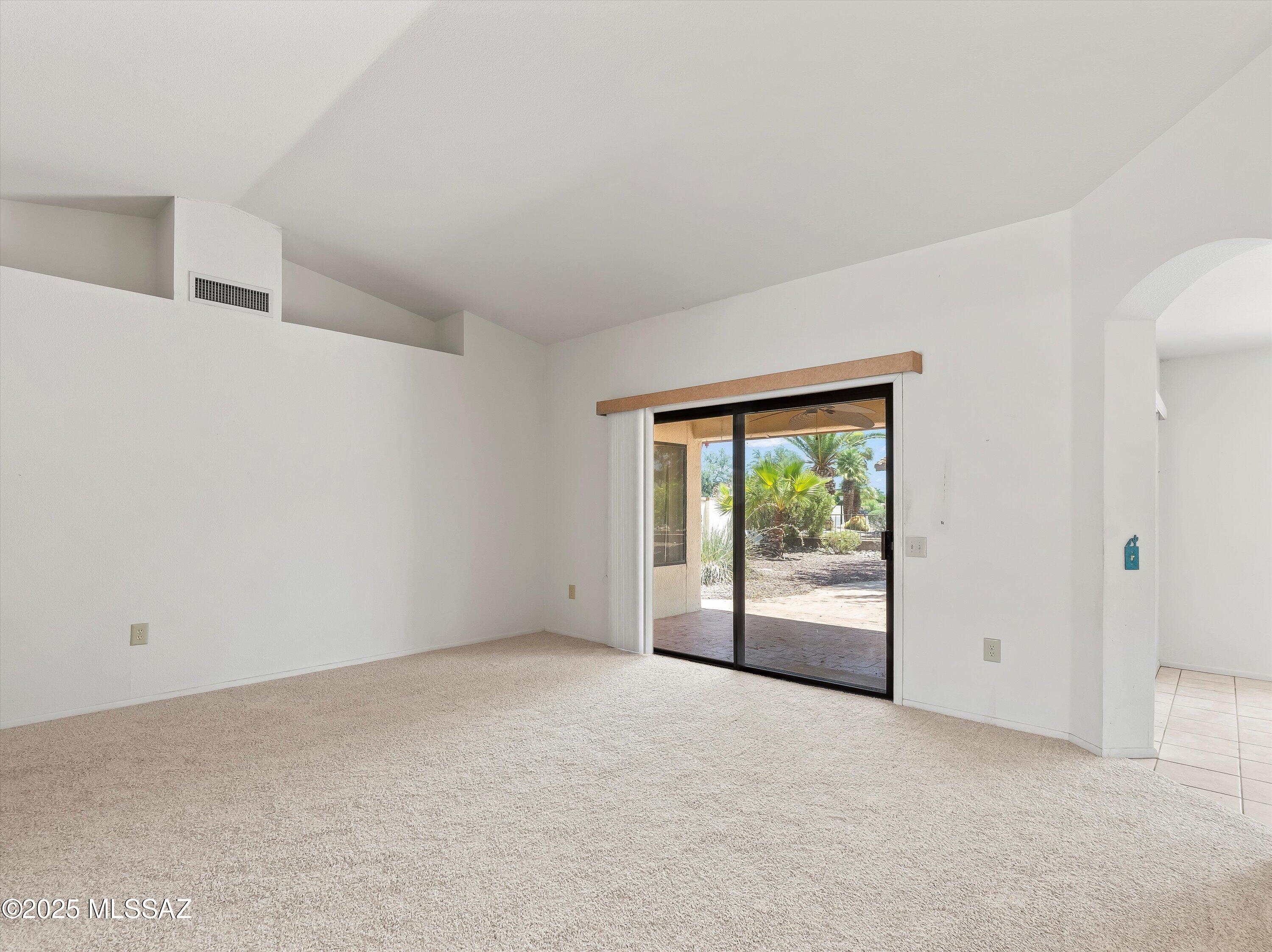 14660 N Flagstone Drive