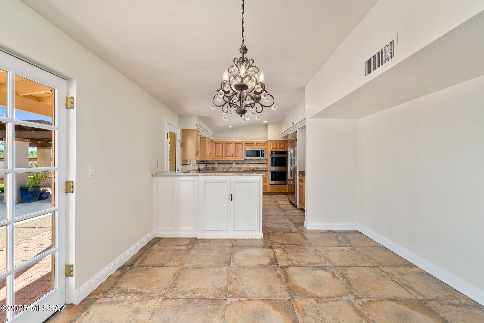 6052 E West Miramar Drive