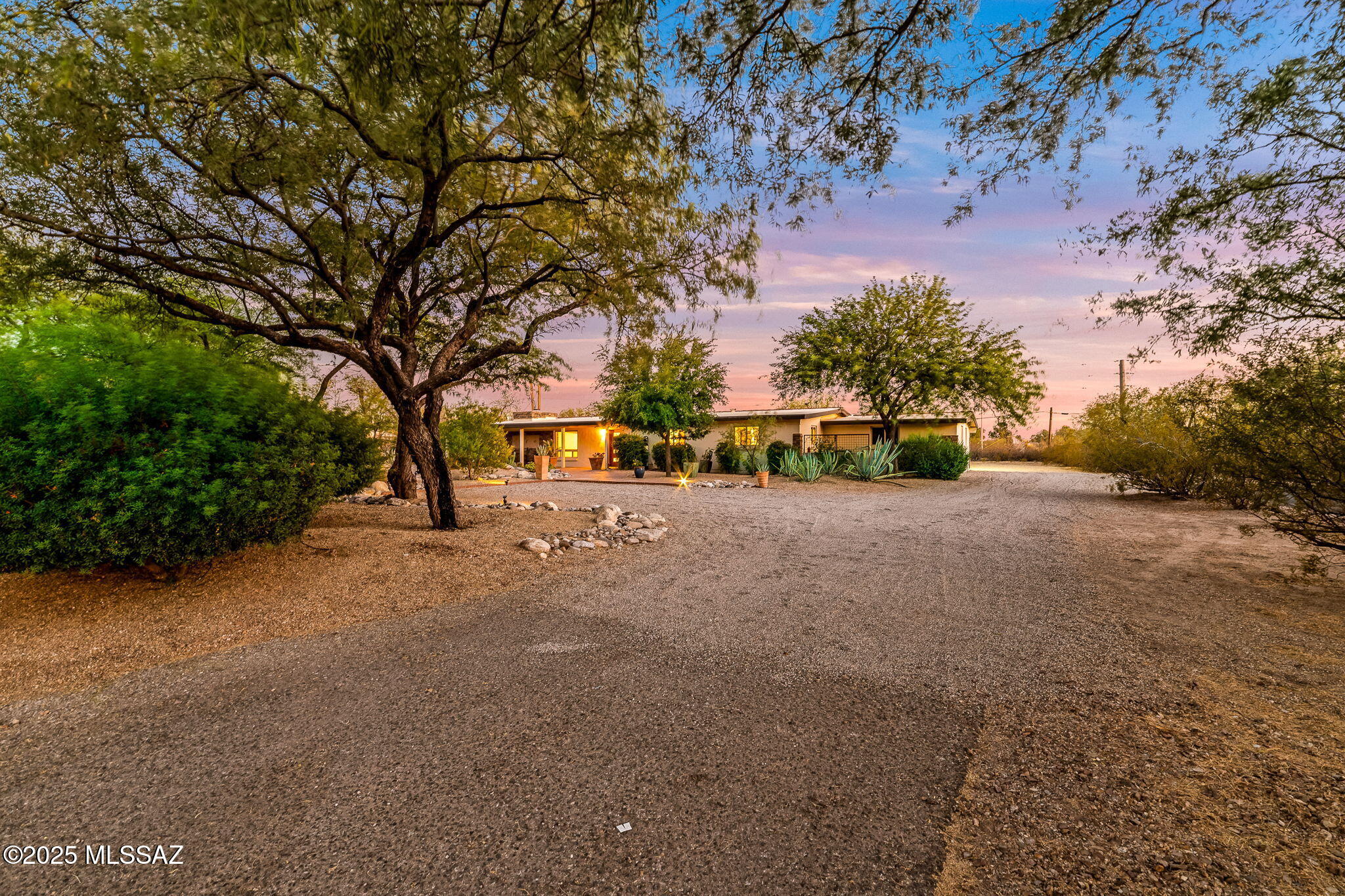 6052 E West Miramar Drive