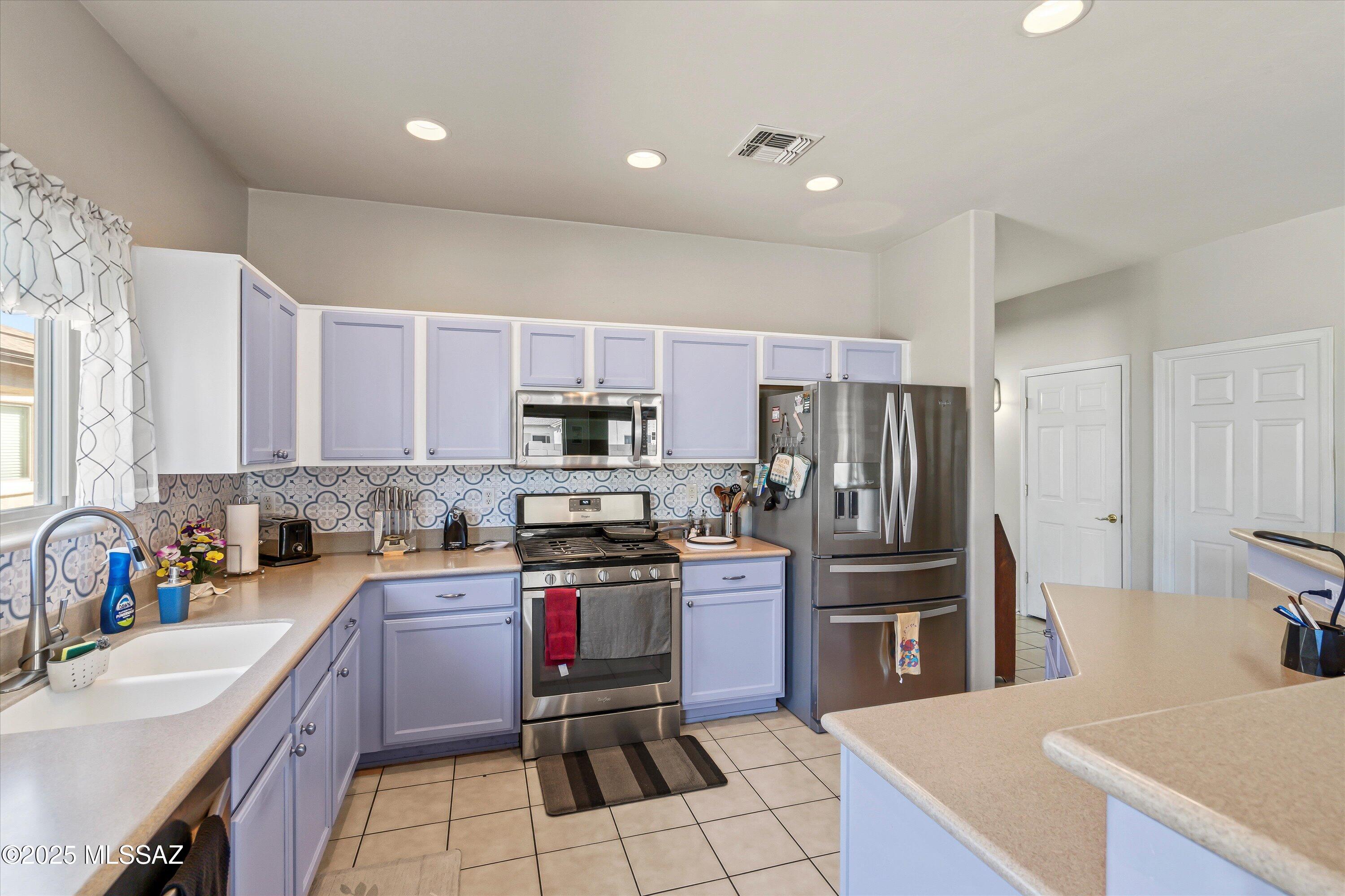 7176 S Shipmans Tale Court