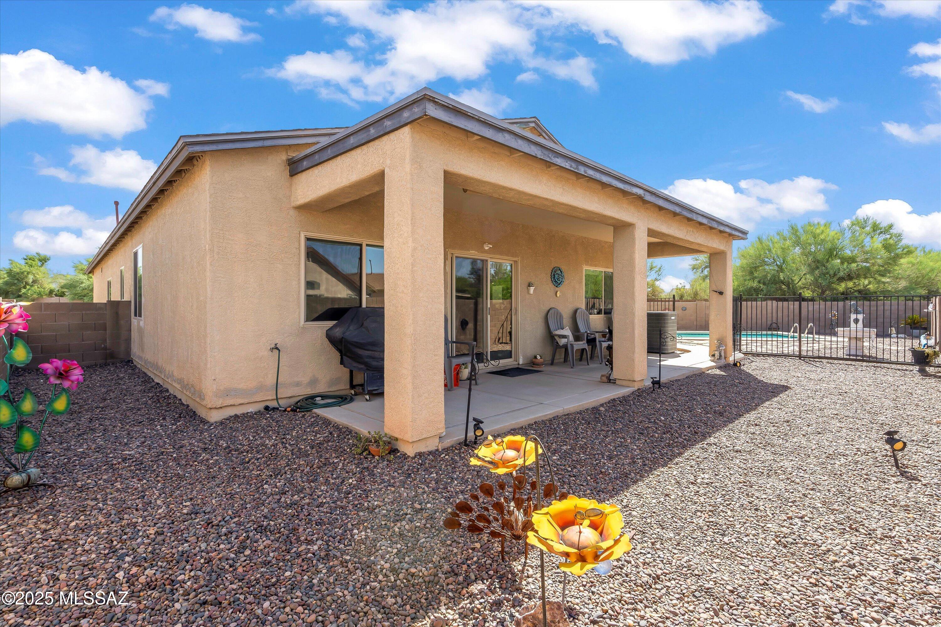 7176 S Shipmans Tale Court