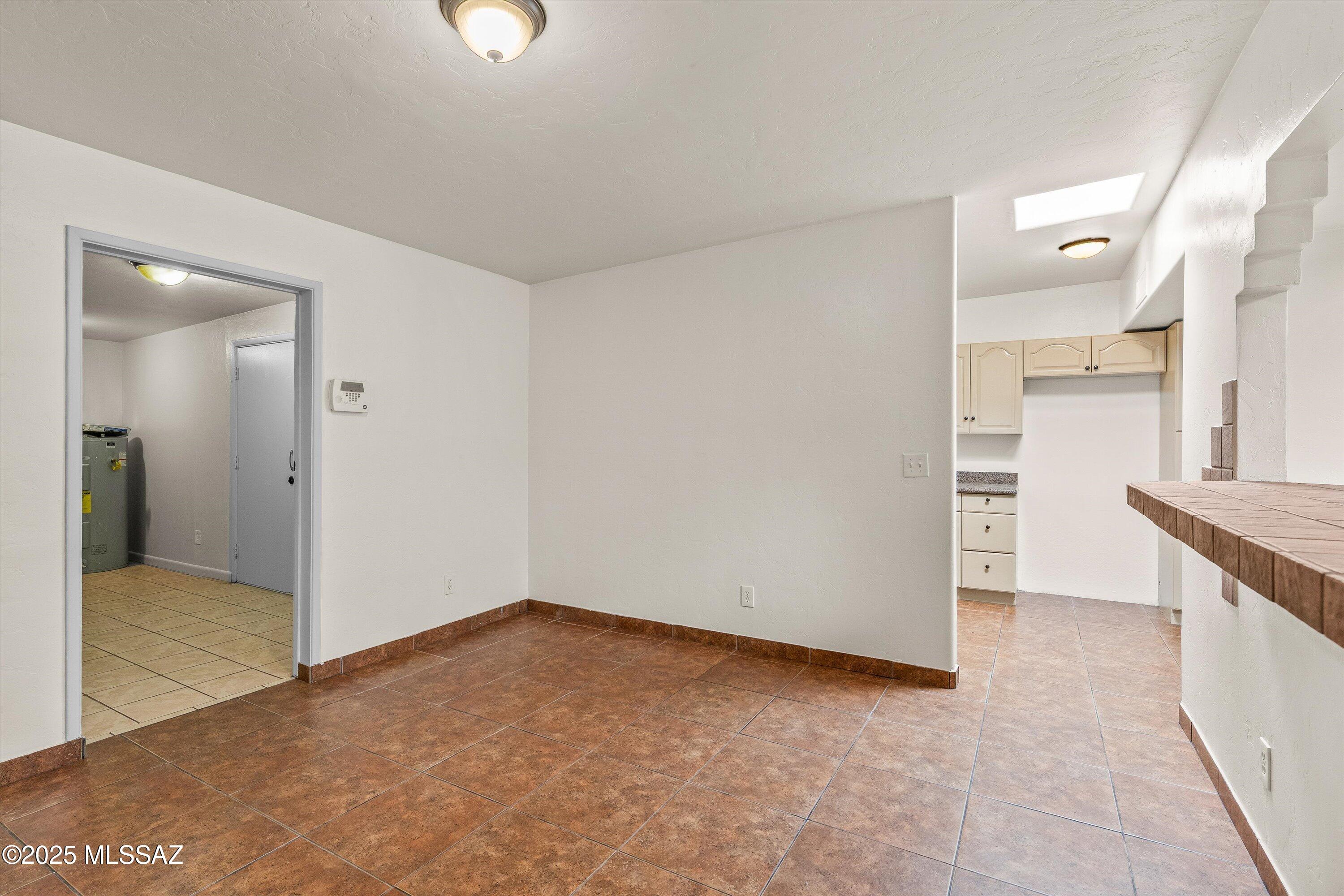 3063 W Paseo De Las Aves