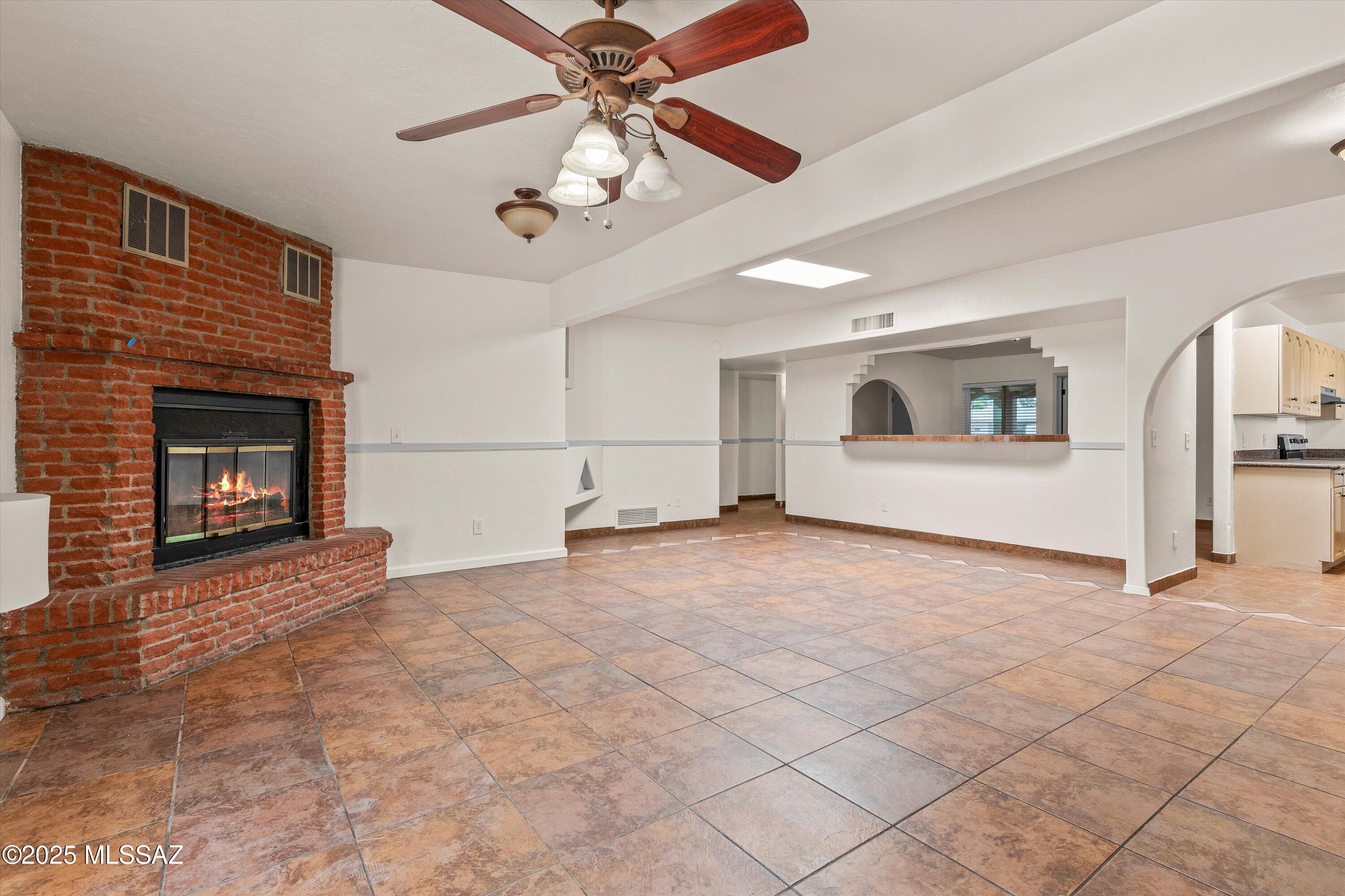 3063 W Paseo De Las Aves