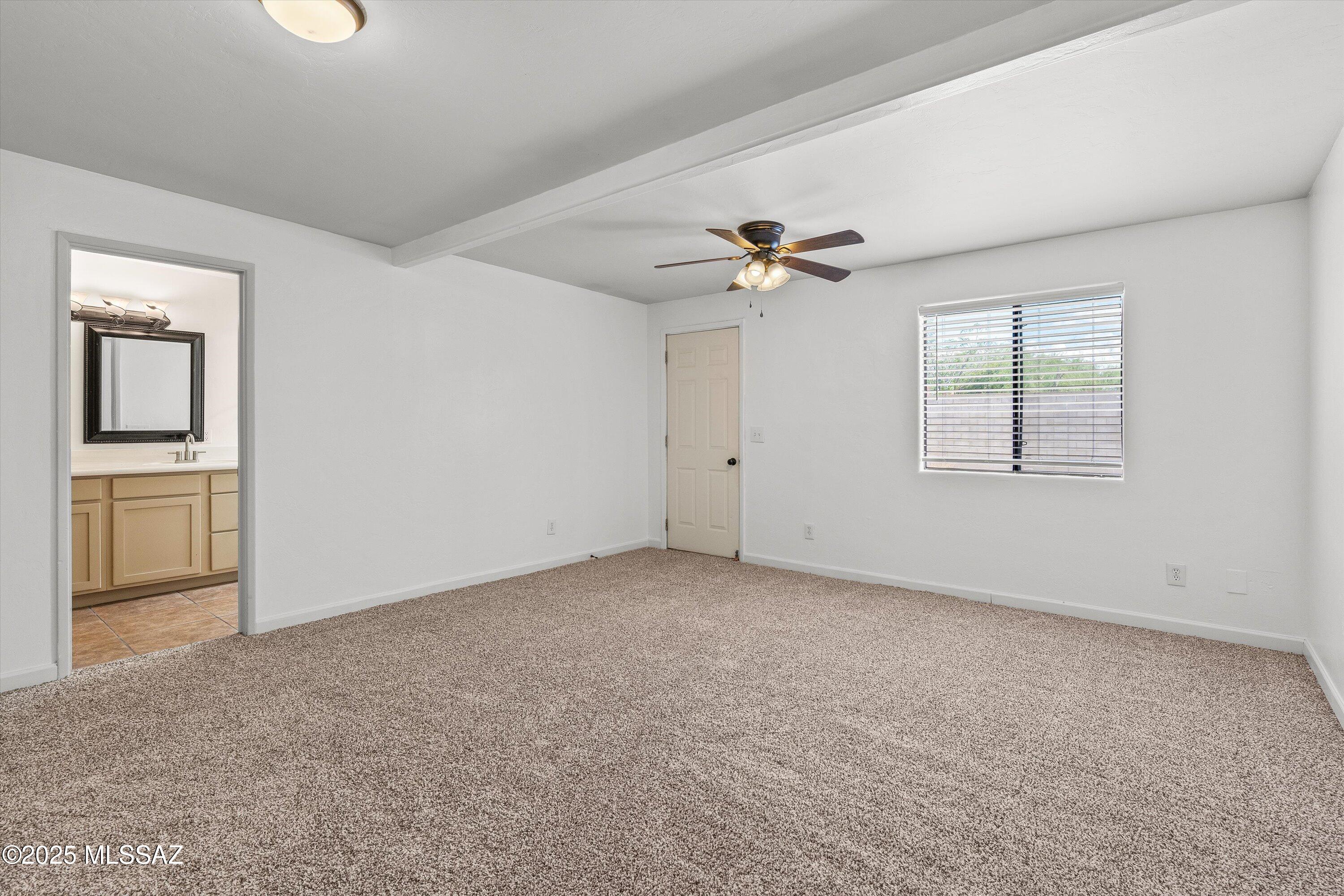 3063 W Paseo De Las Aves