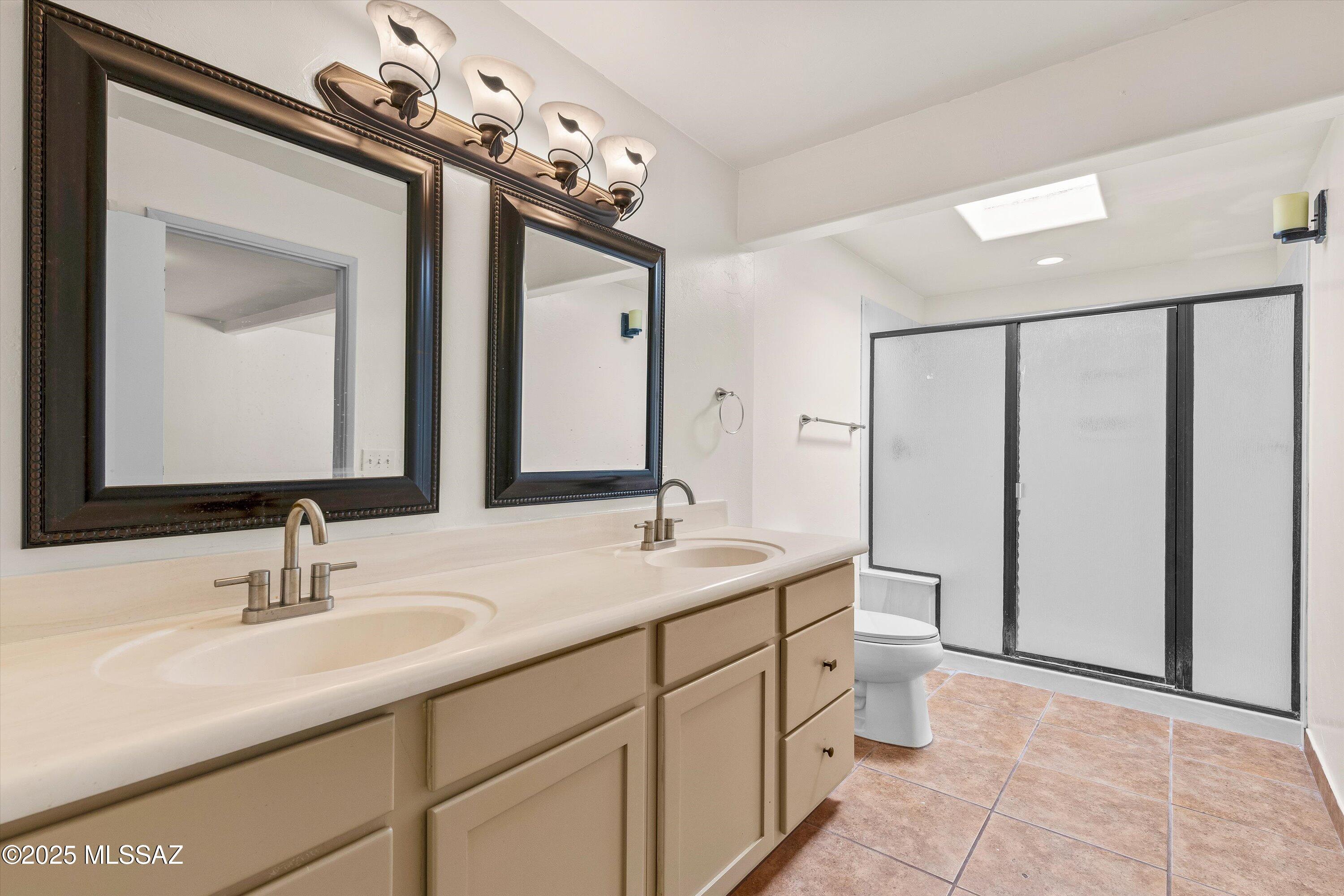 3063 W Paseo De Las Aves