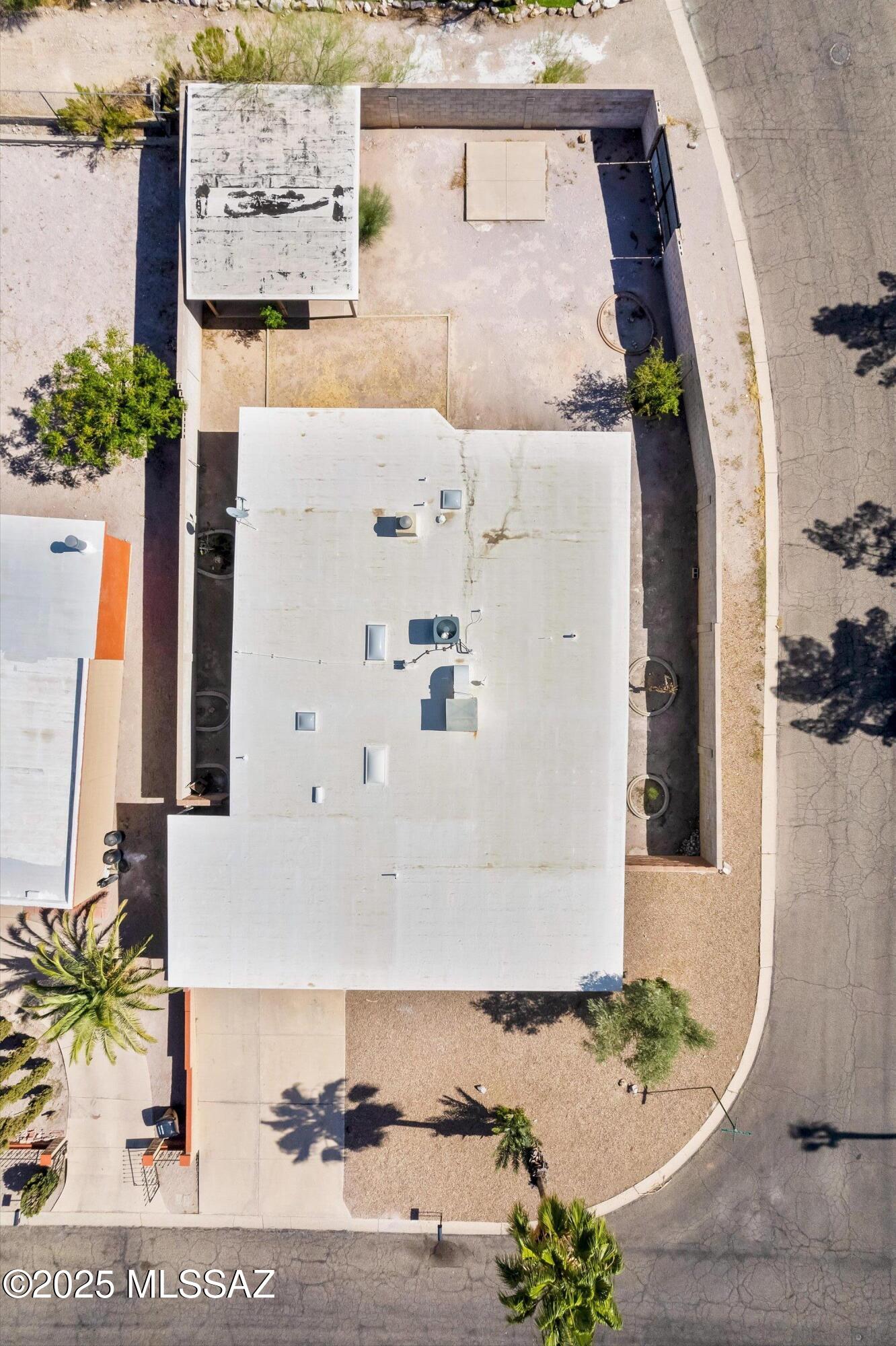 3063 W Paseo De Las Aves