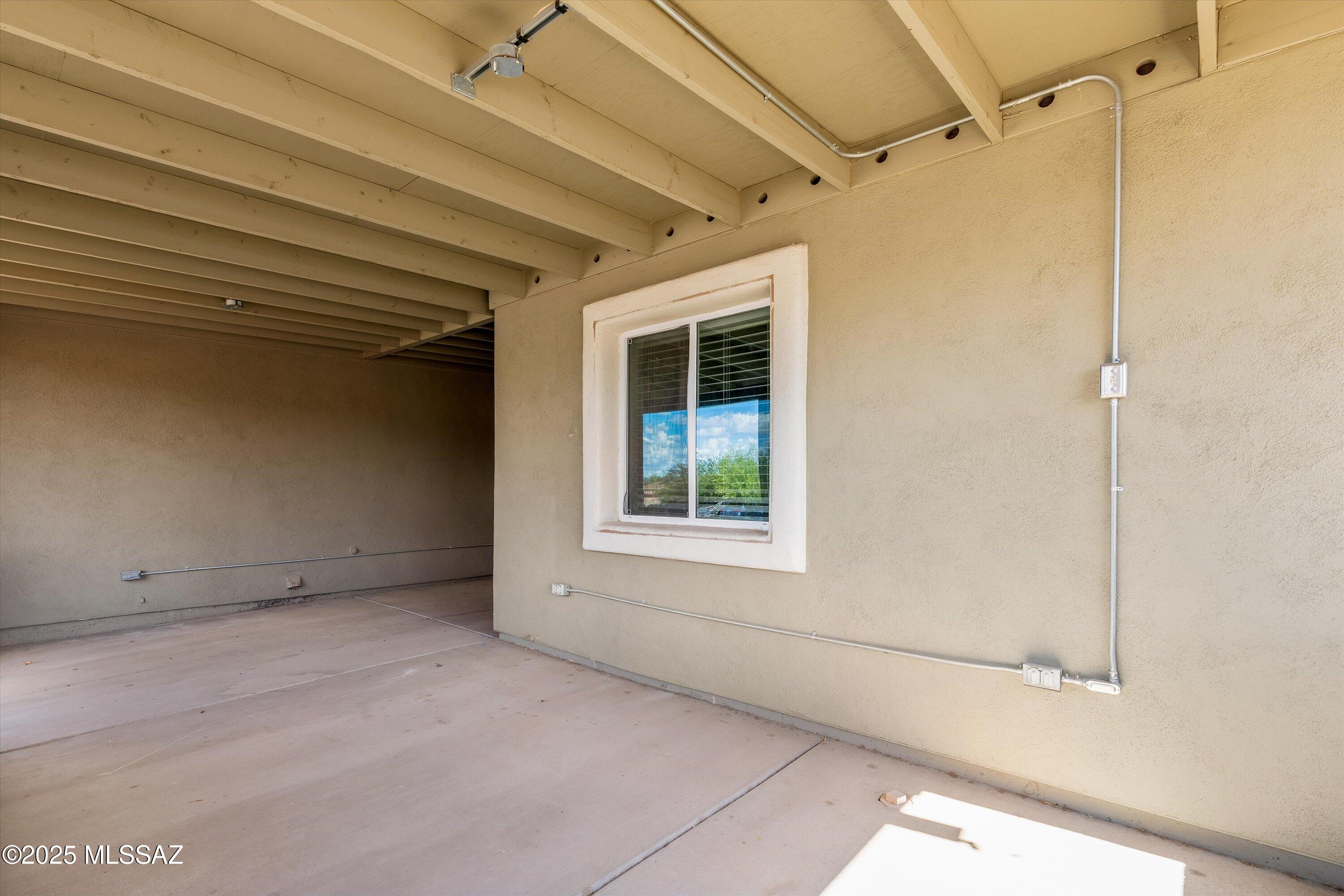 3063 W Paseo De Las Aves