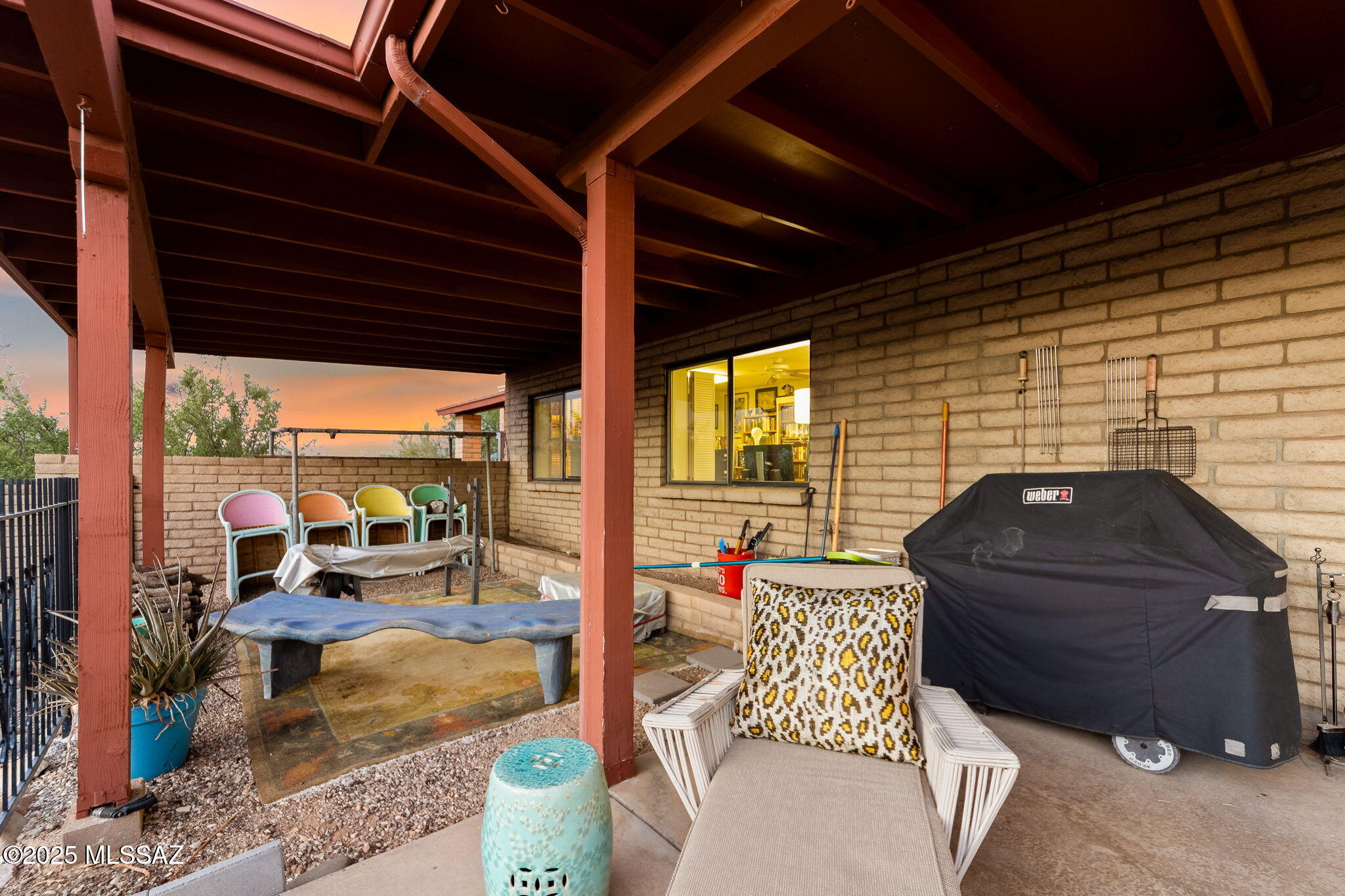 925 N Smoketree Circle