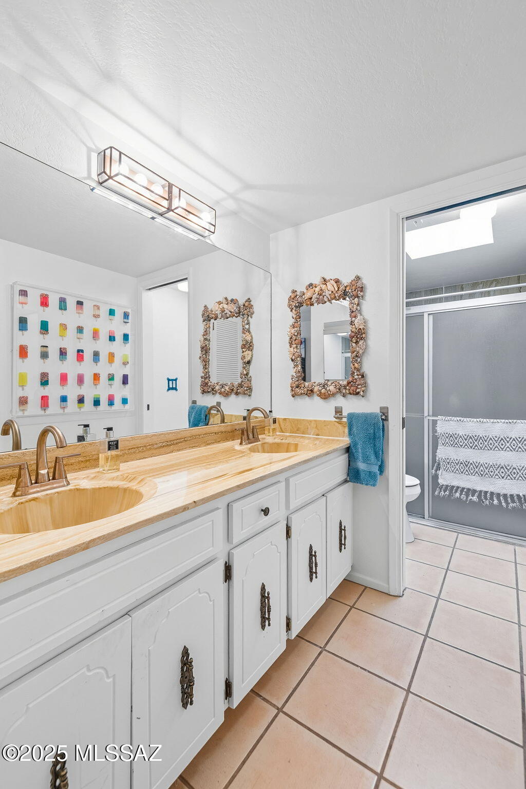 925 N Smoketree Circle