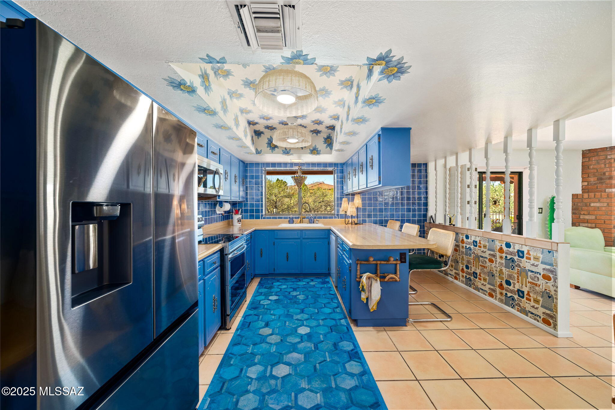 925 N Smoketree Circle