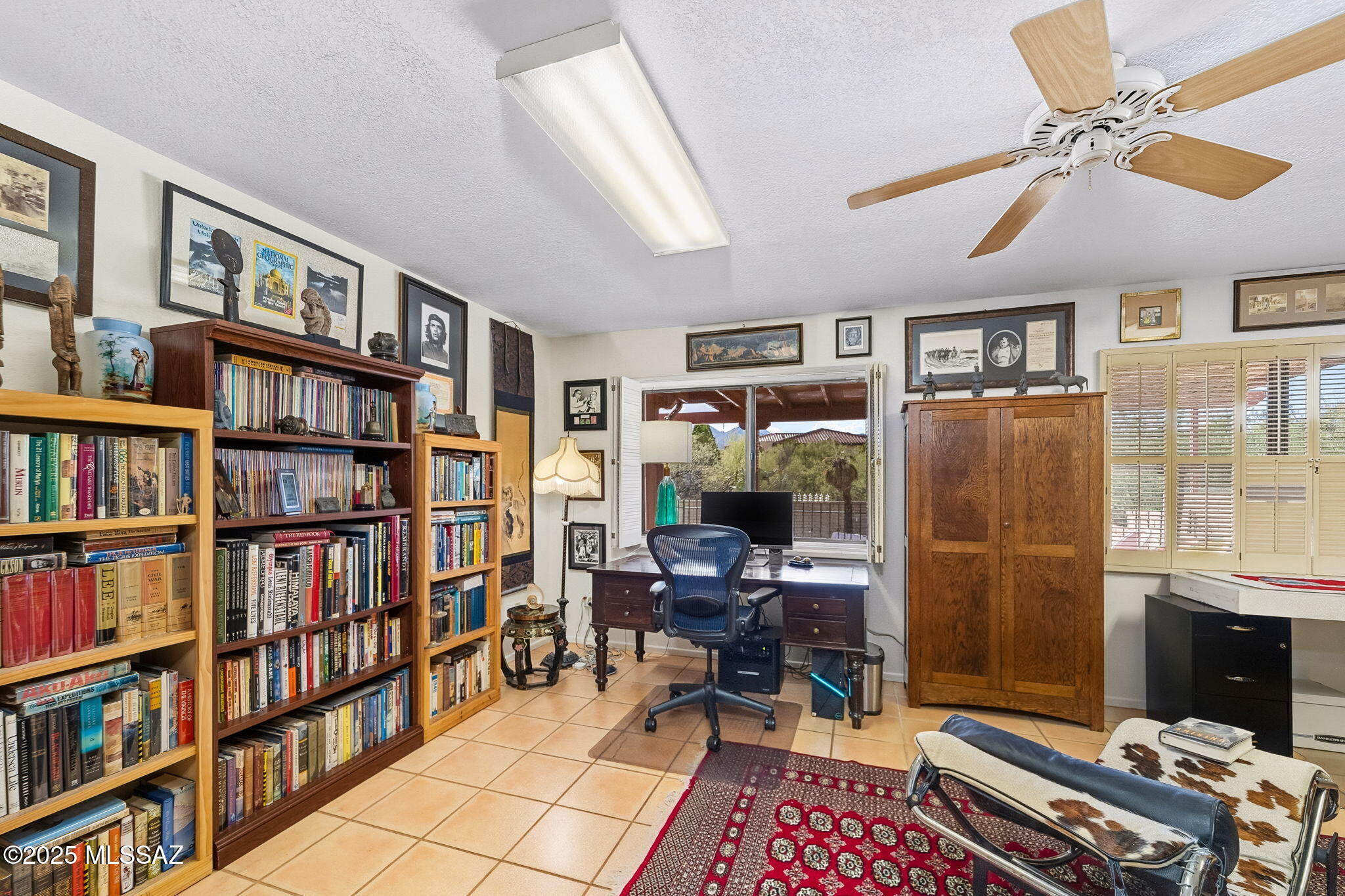 925 N Smoketree Circle