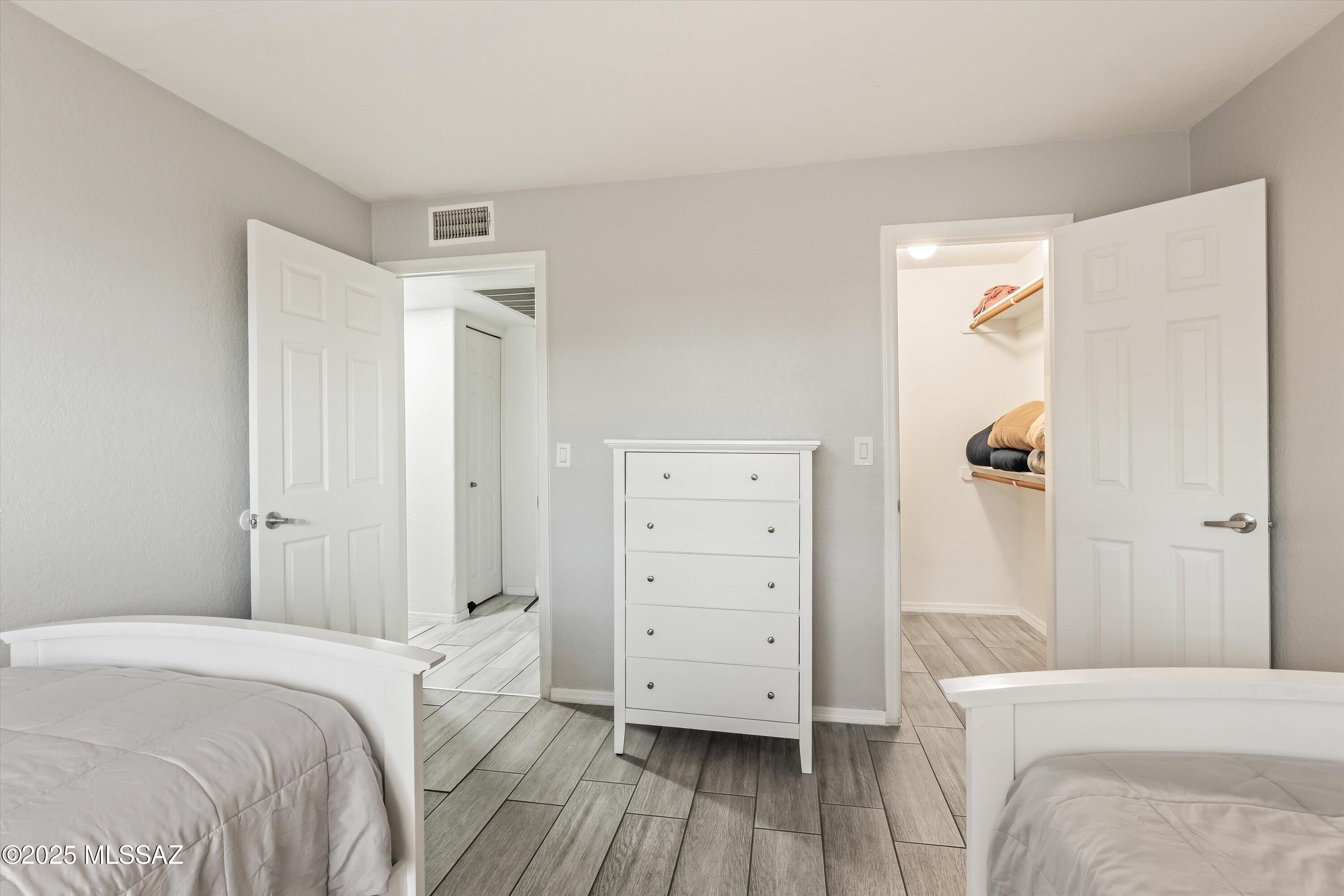 5800 N Kolb Lane Unit: 1104