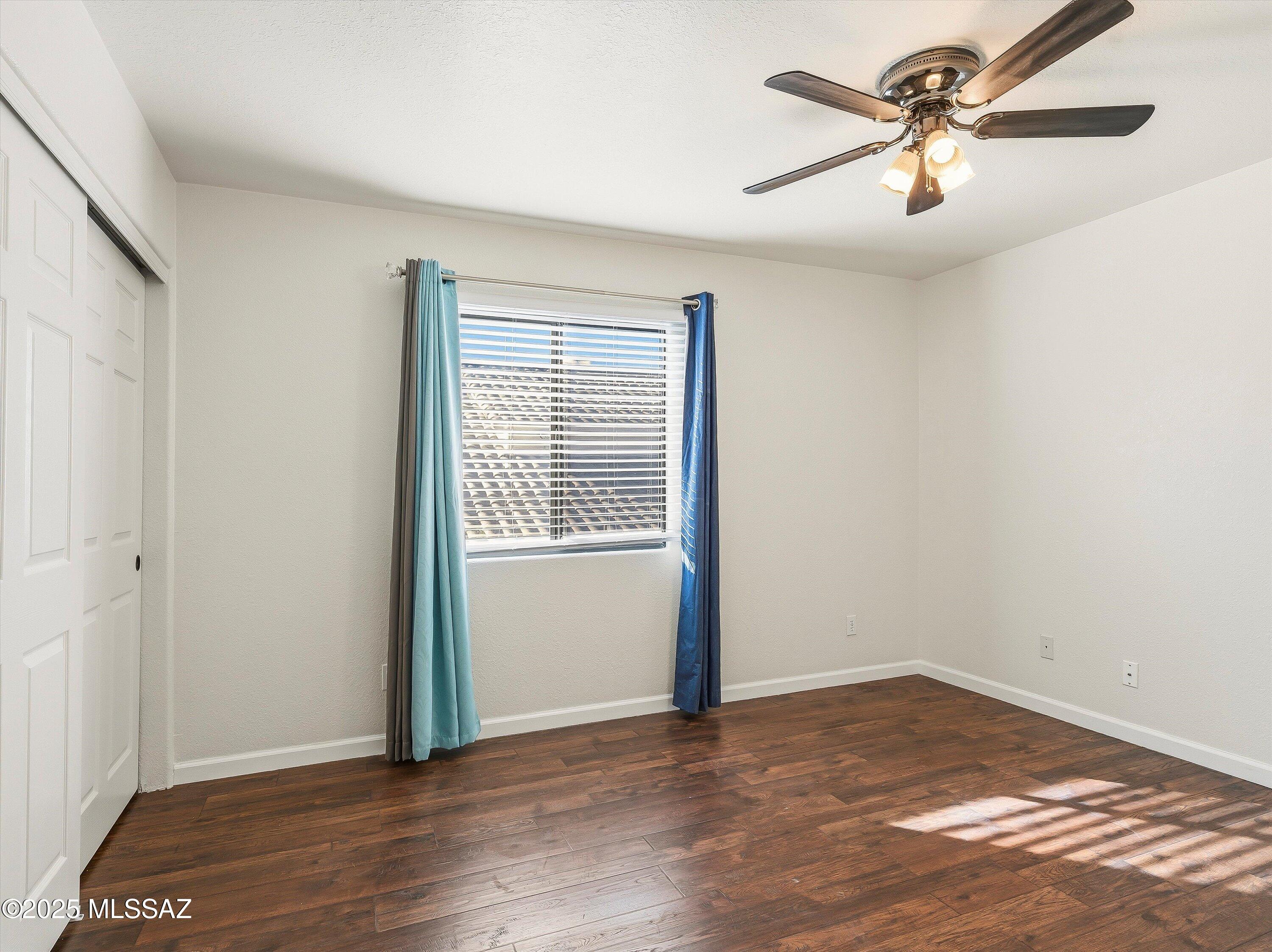 10317 N Mineral Spring Lane