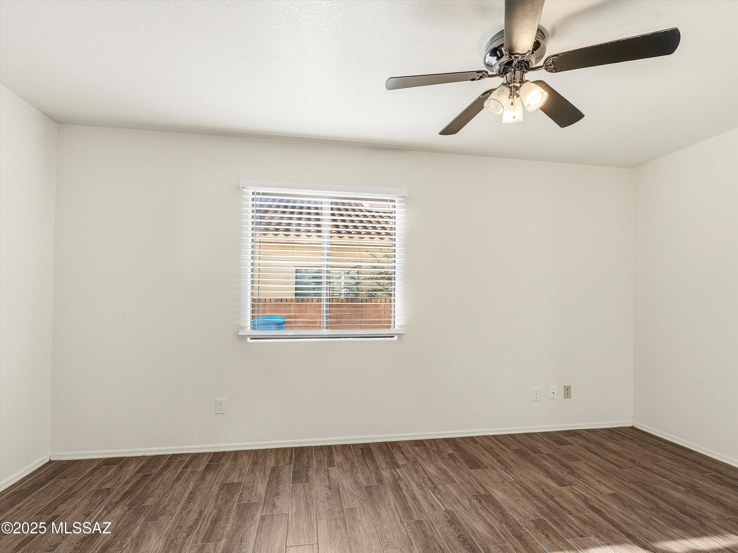 10317 N Mineral Spring Lane