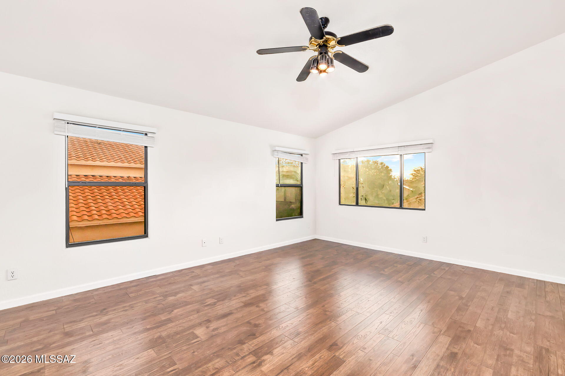 10317 N Mineral Spring Lane