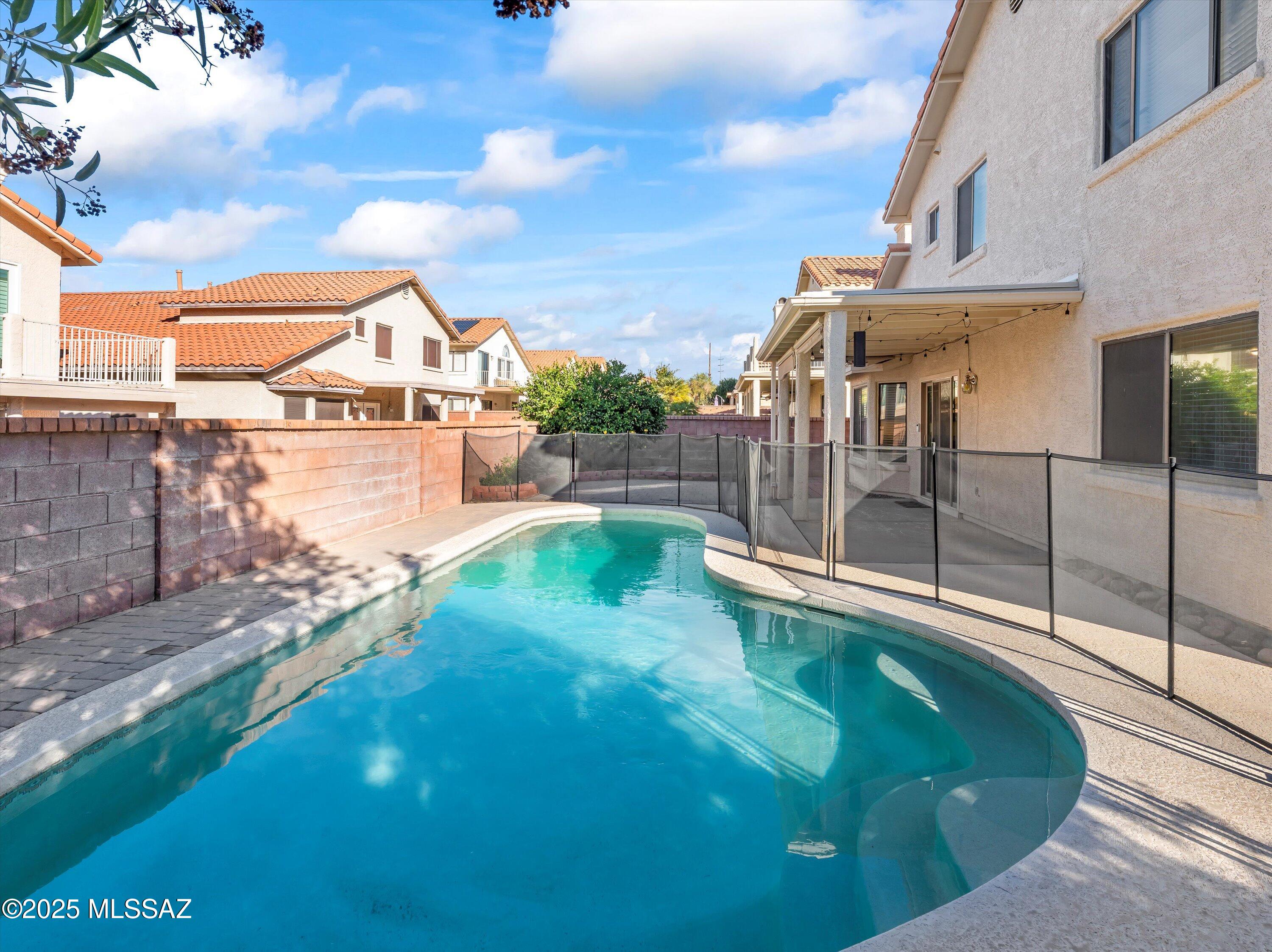 10317 N Mineral Spring Lane