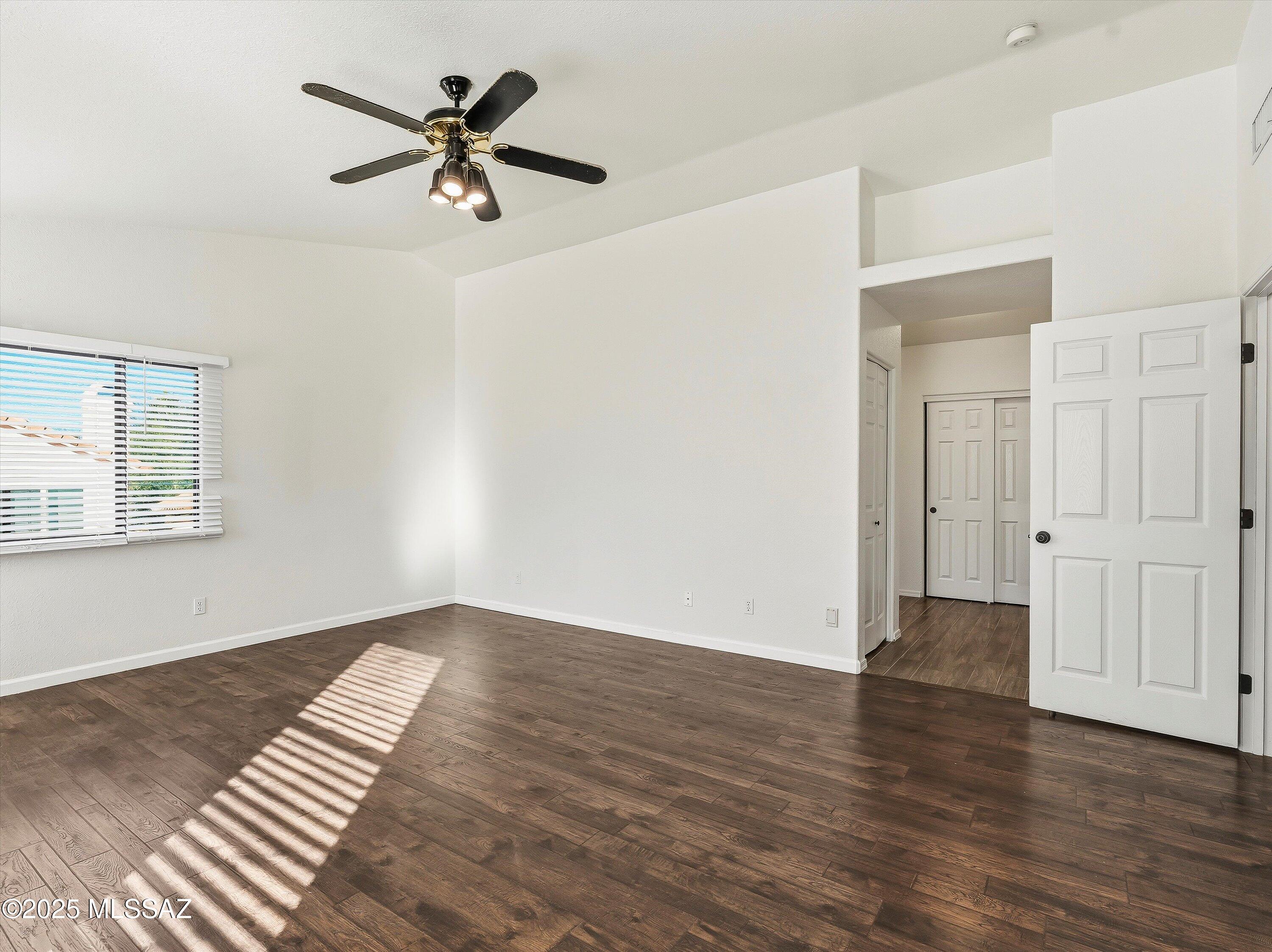 10317 N Mineral Spring Lane