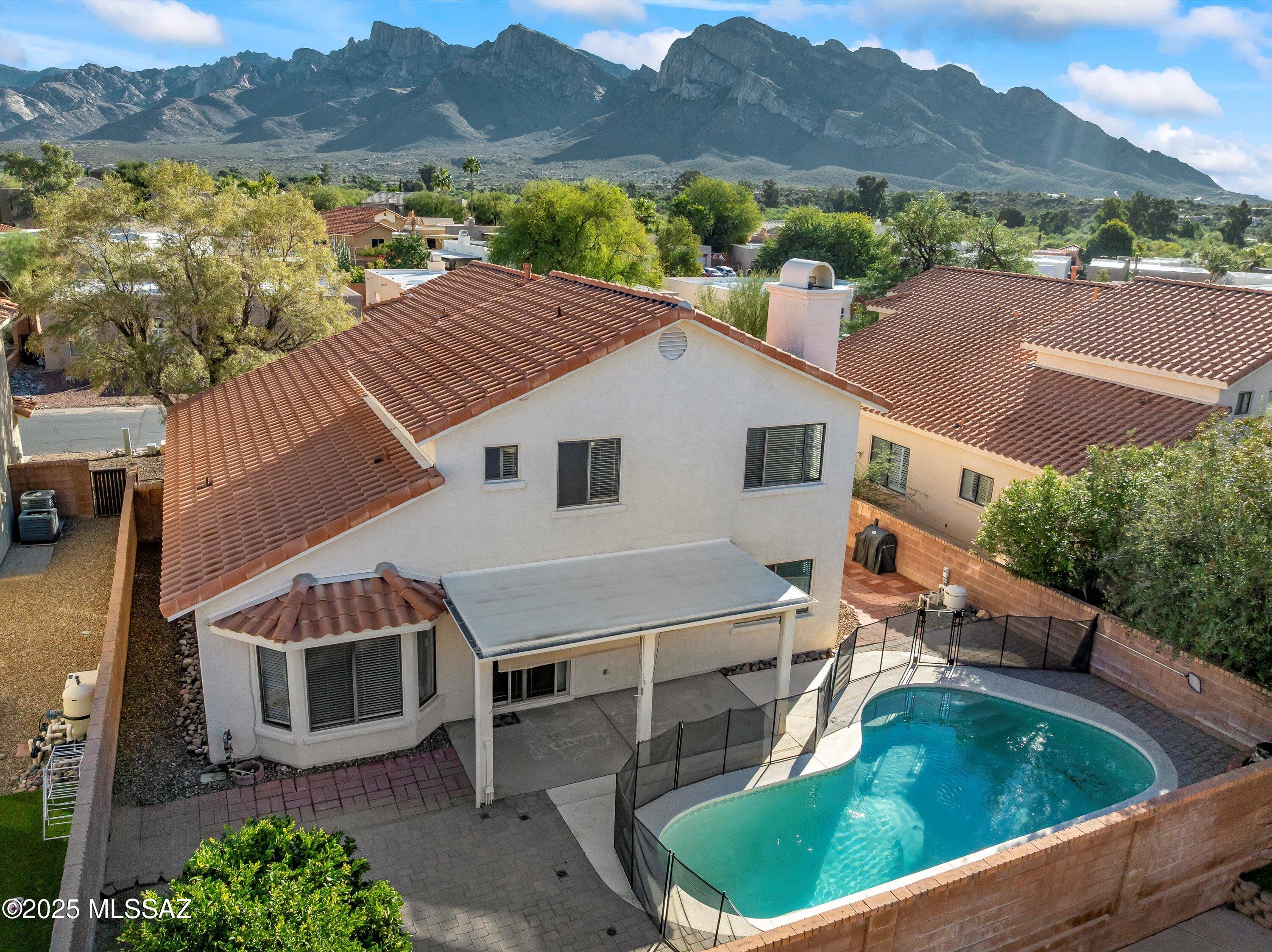 10317 N Mineral Spring Lane