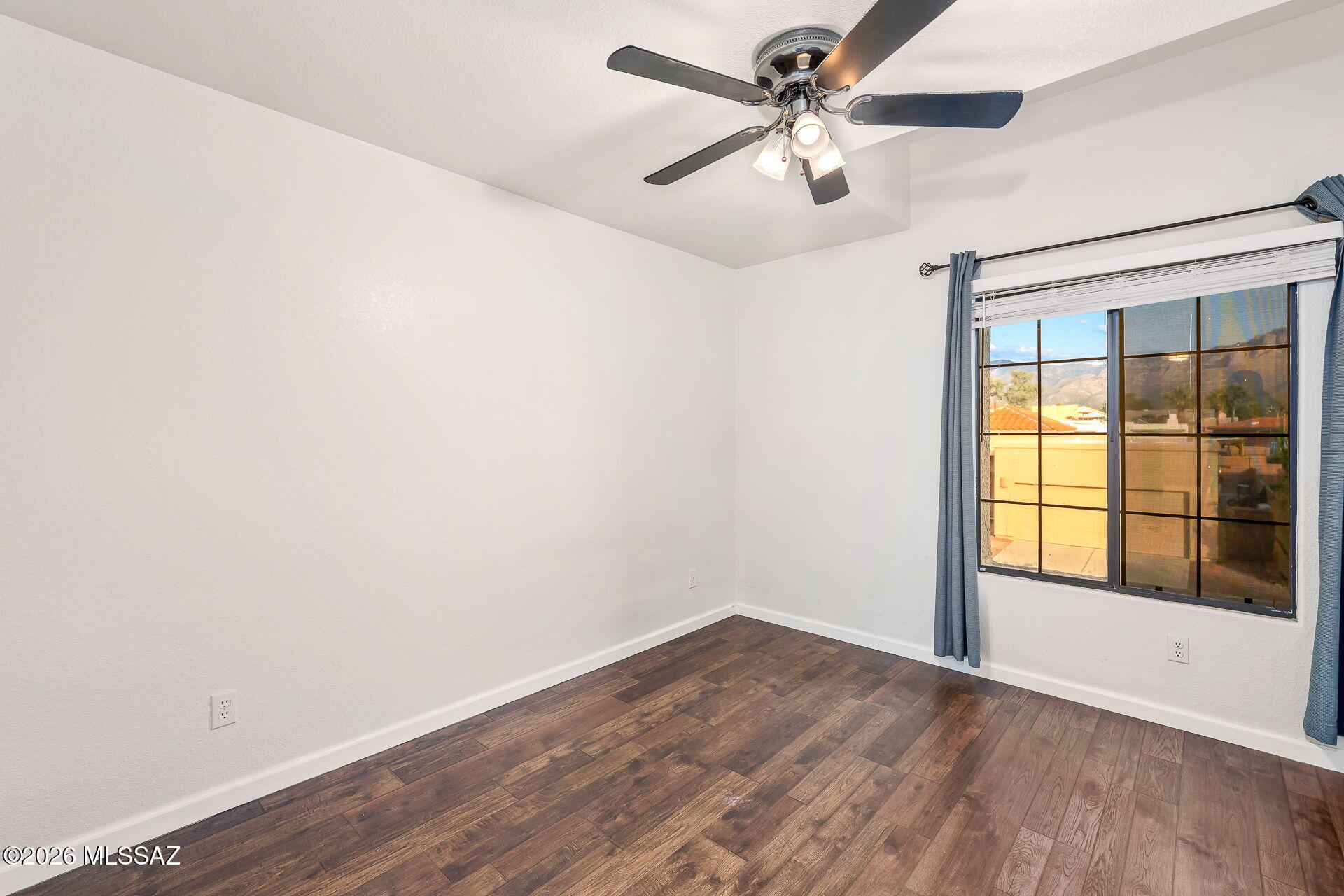 10317 N Mineral Spring Lane