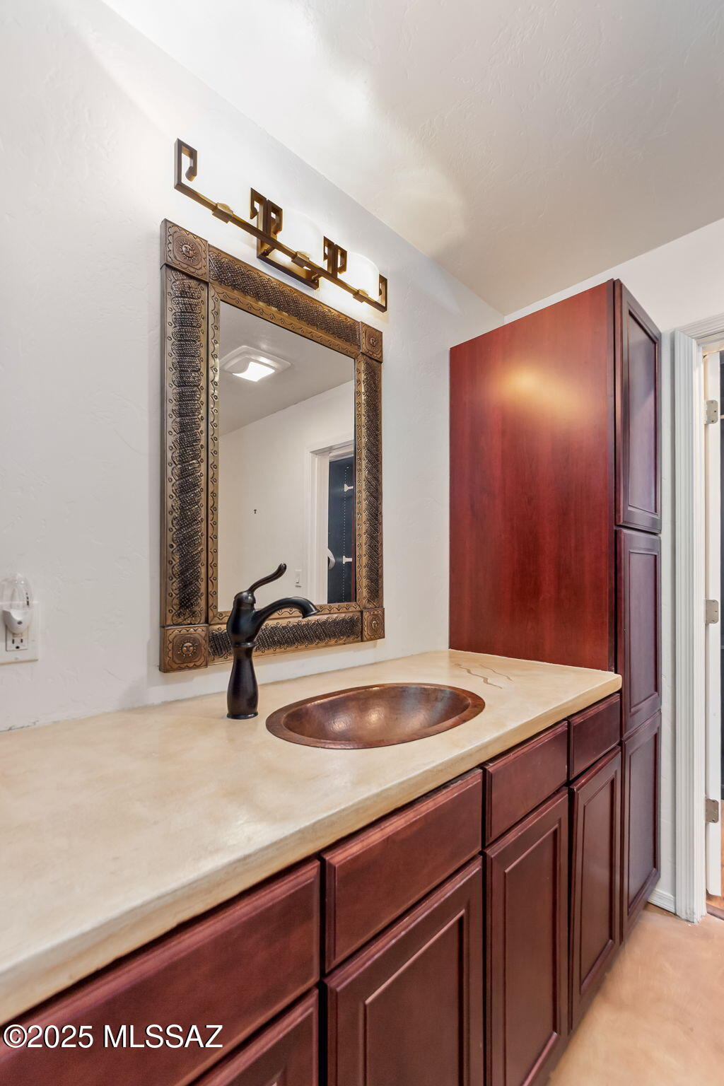 4368 N Camino Colibri