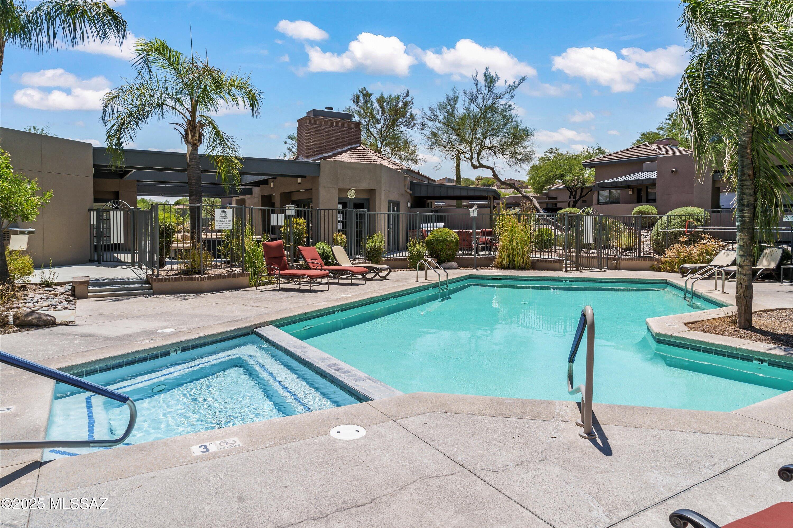 5800 N Kolb Road 1104