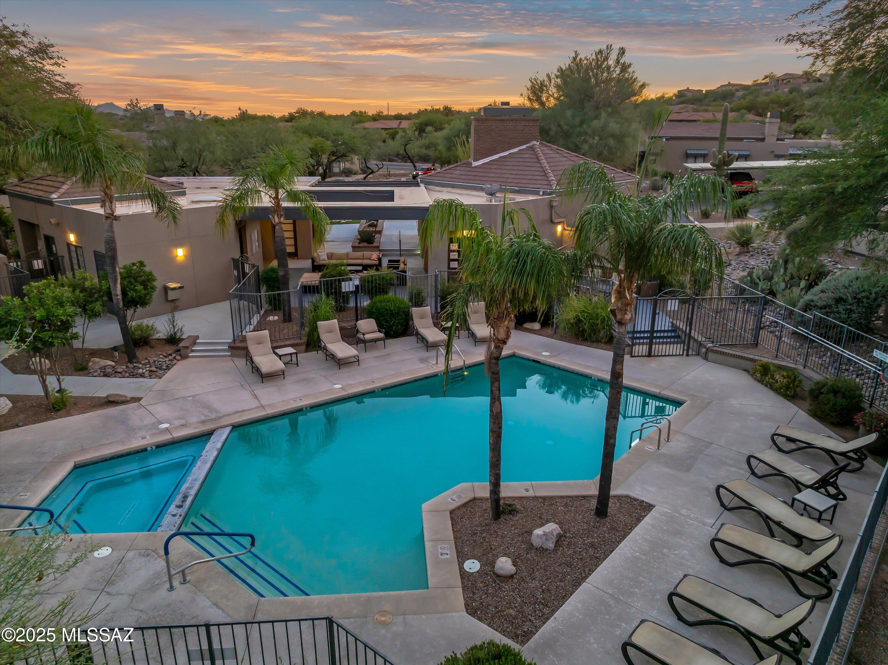 5800 N Kolb Road 1104