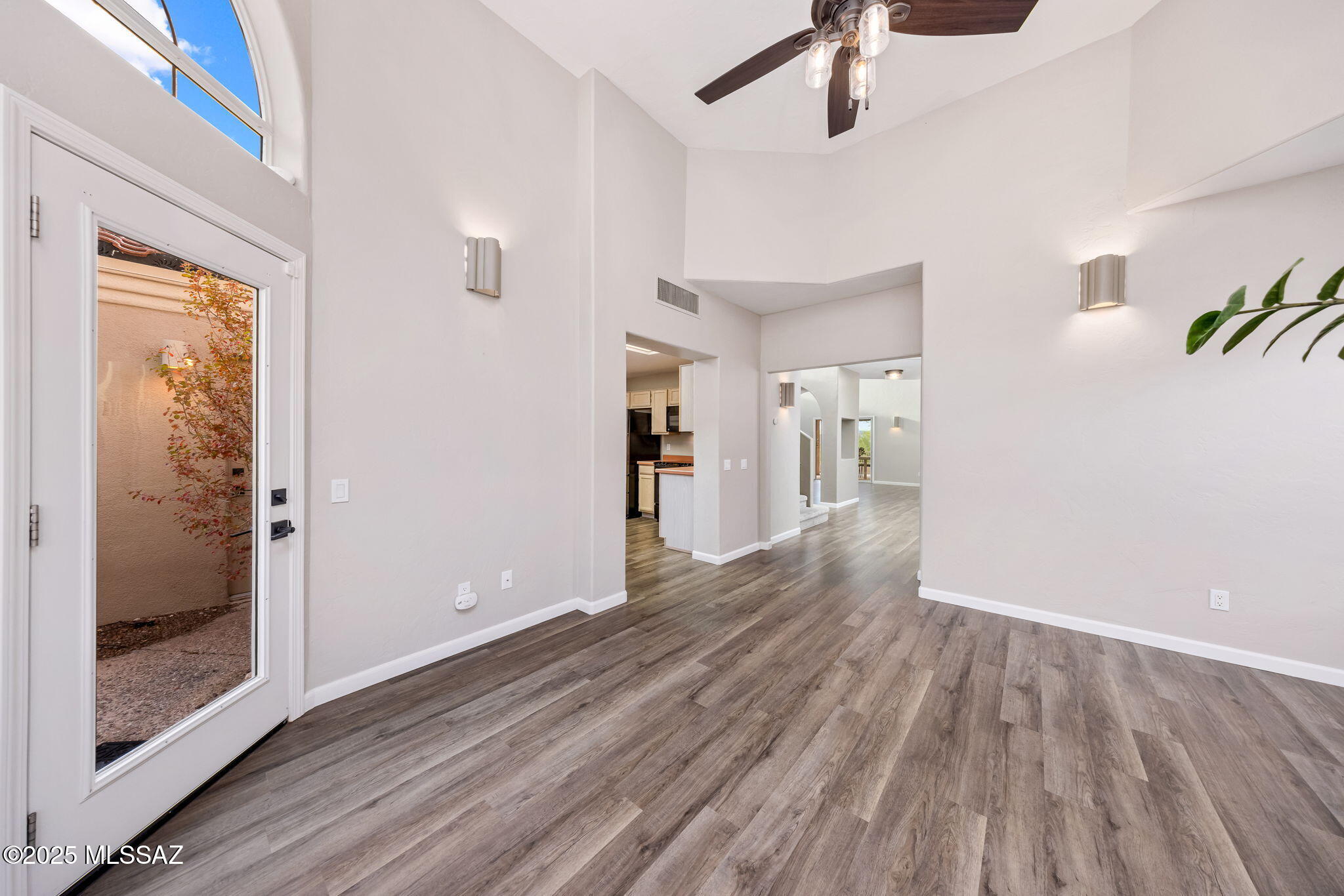 1529 E Ram Canyon Drive