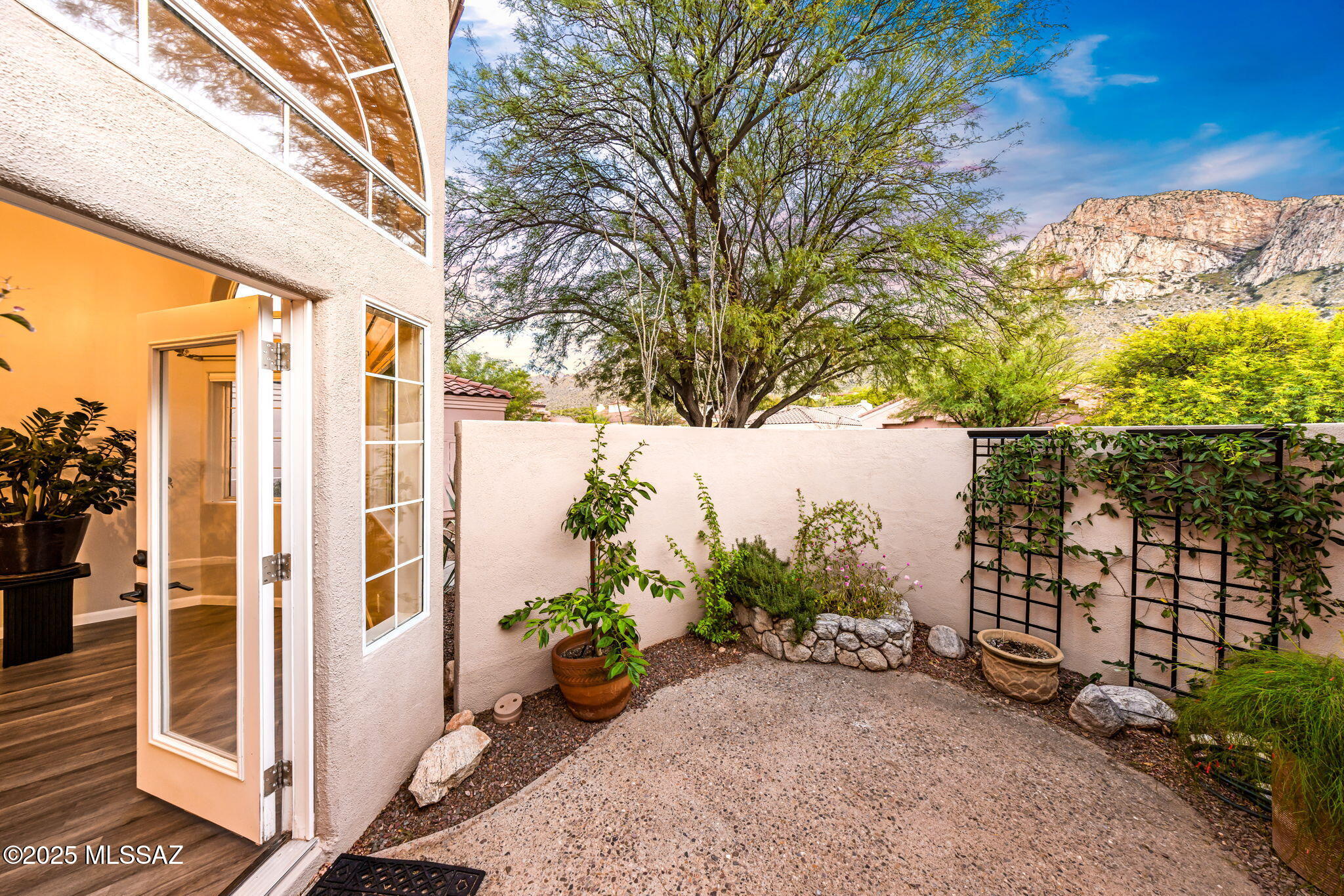 1529 E Ram Canyon Drive