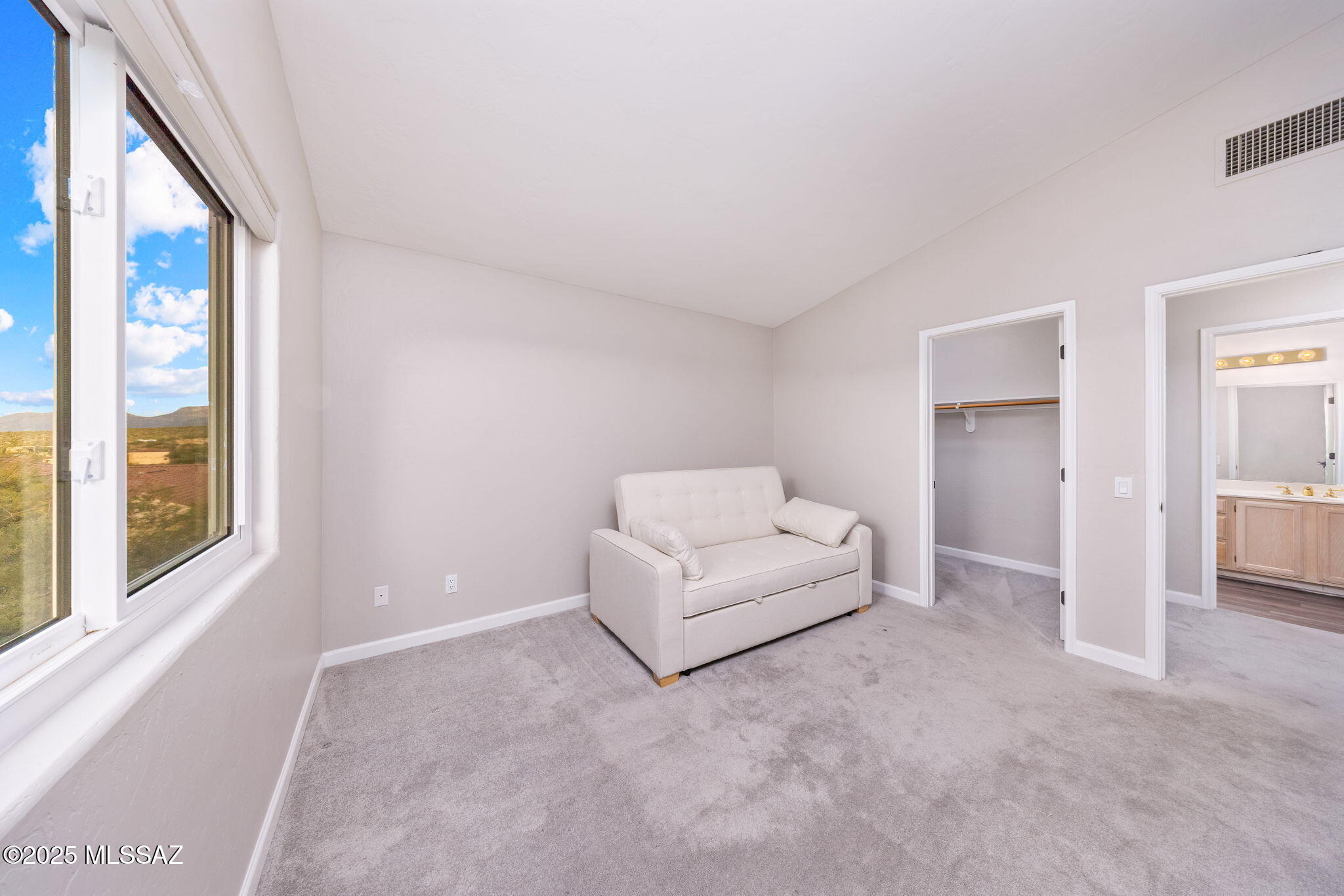 1529 E Ram Canyon Drive