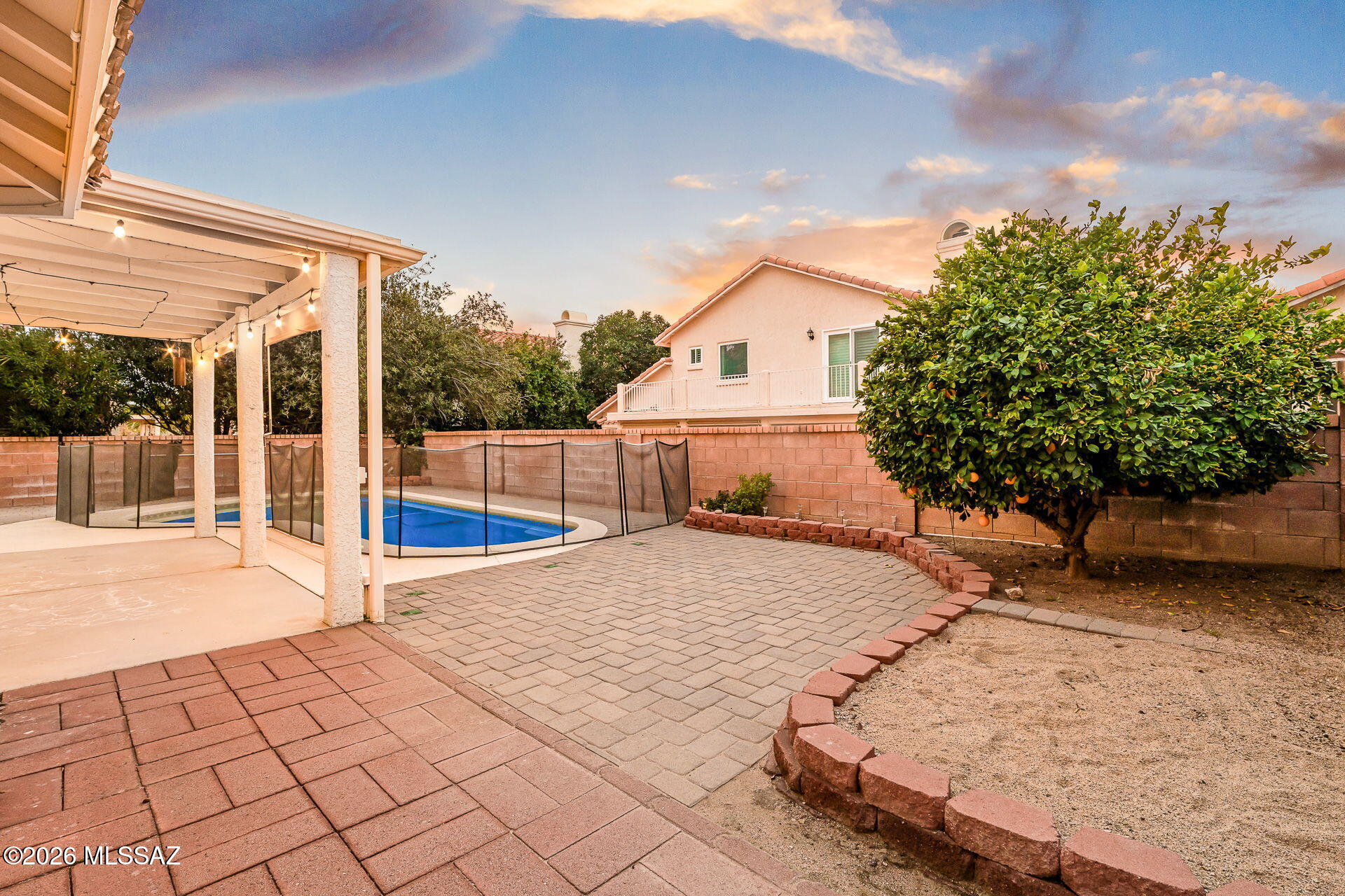 10317 N Mineral Spring Lane