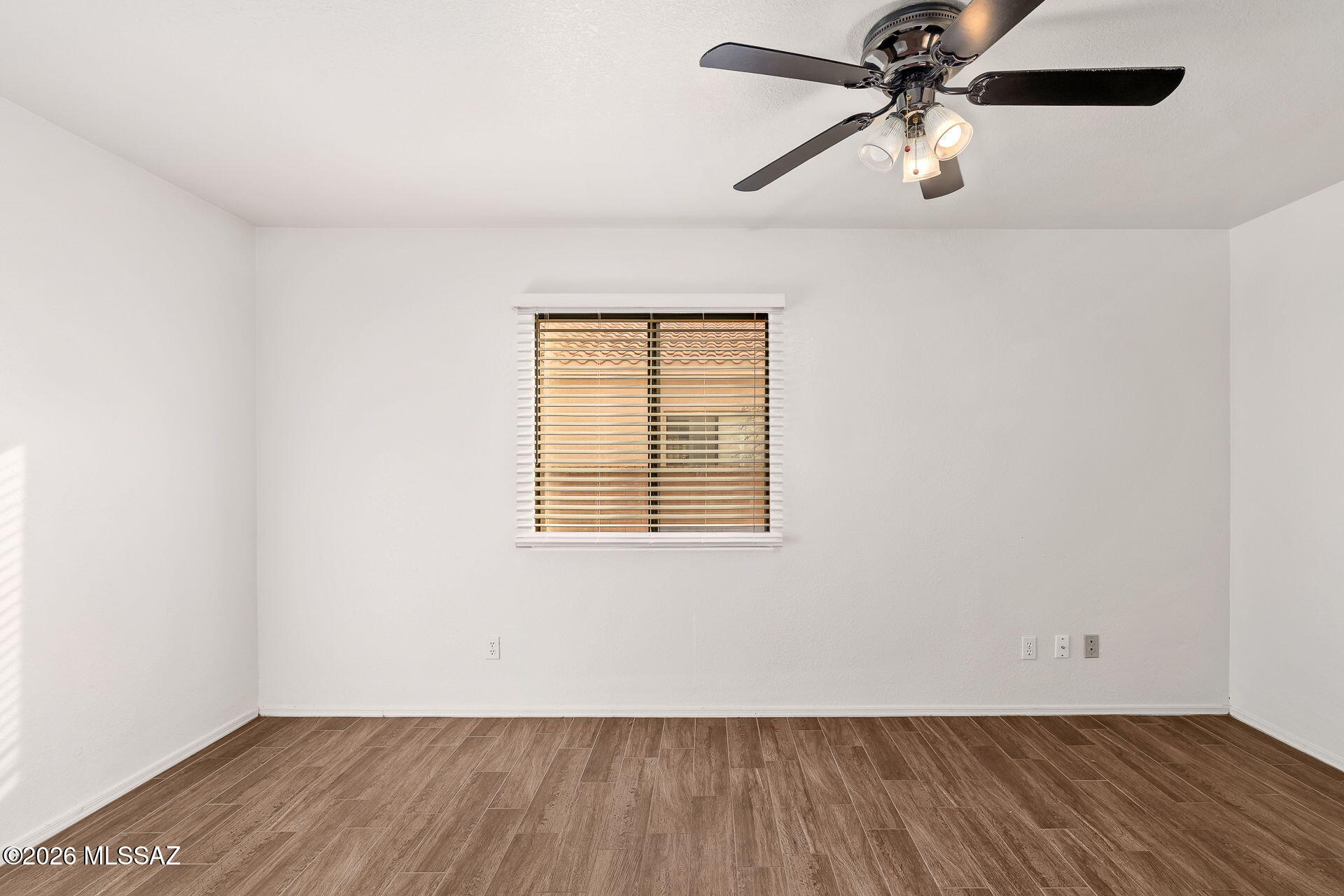 10317 N Mineral Spring Lane