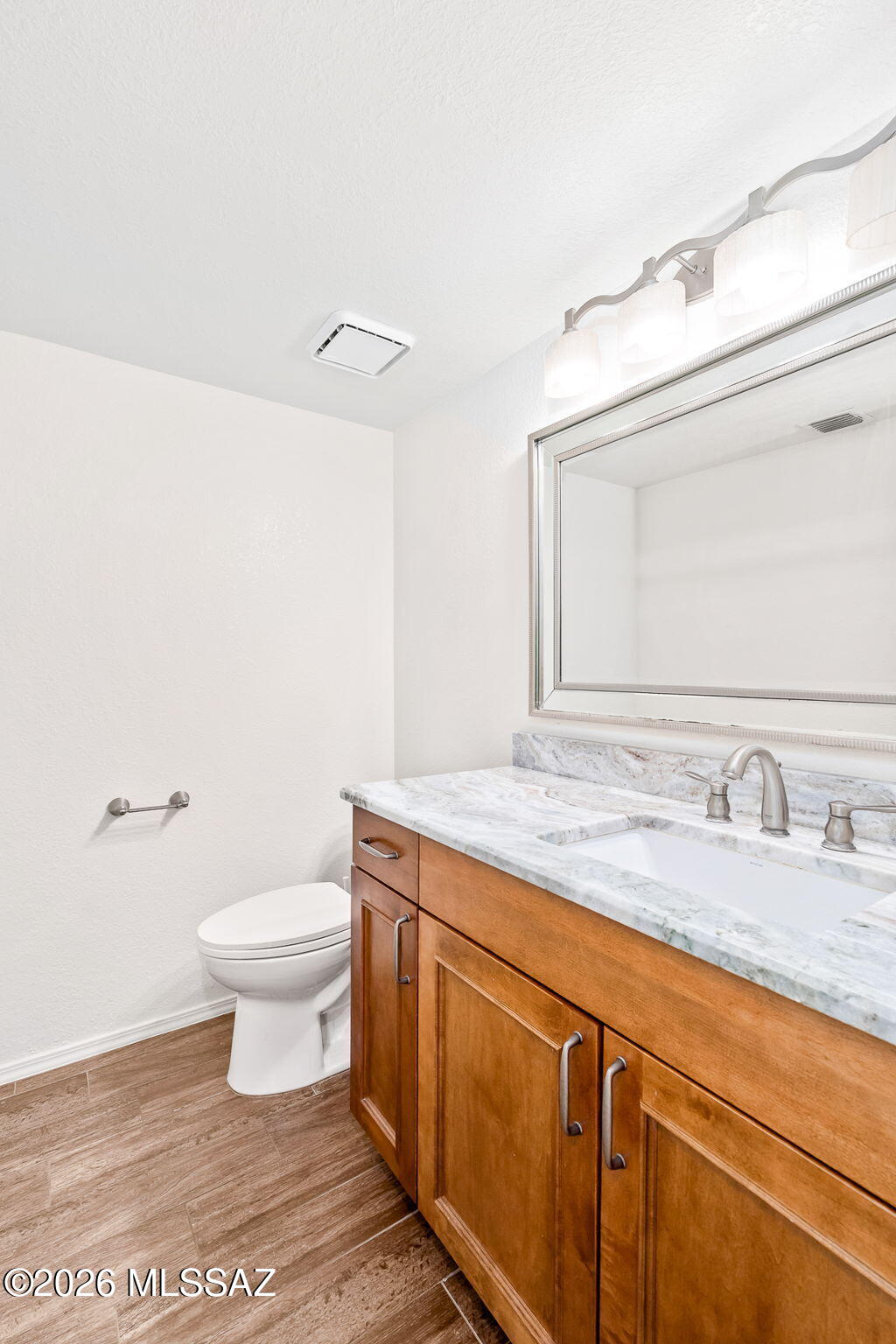 10317 N Mineral Spring Lane