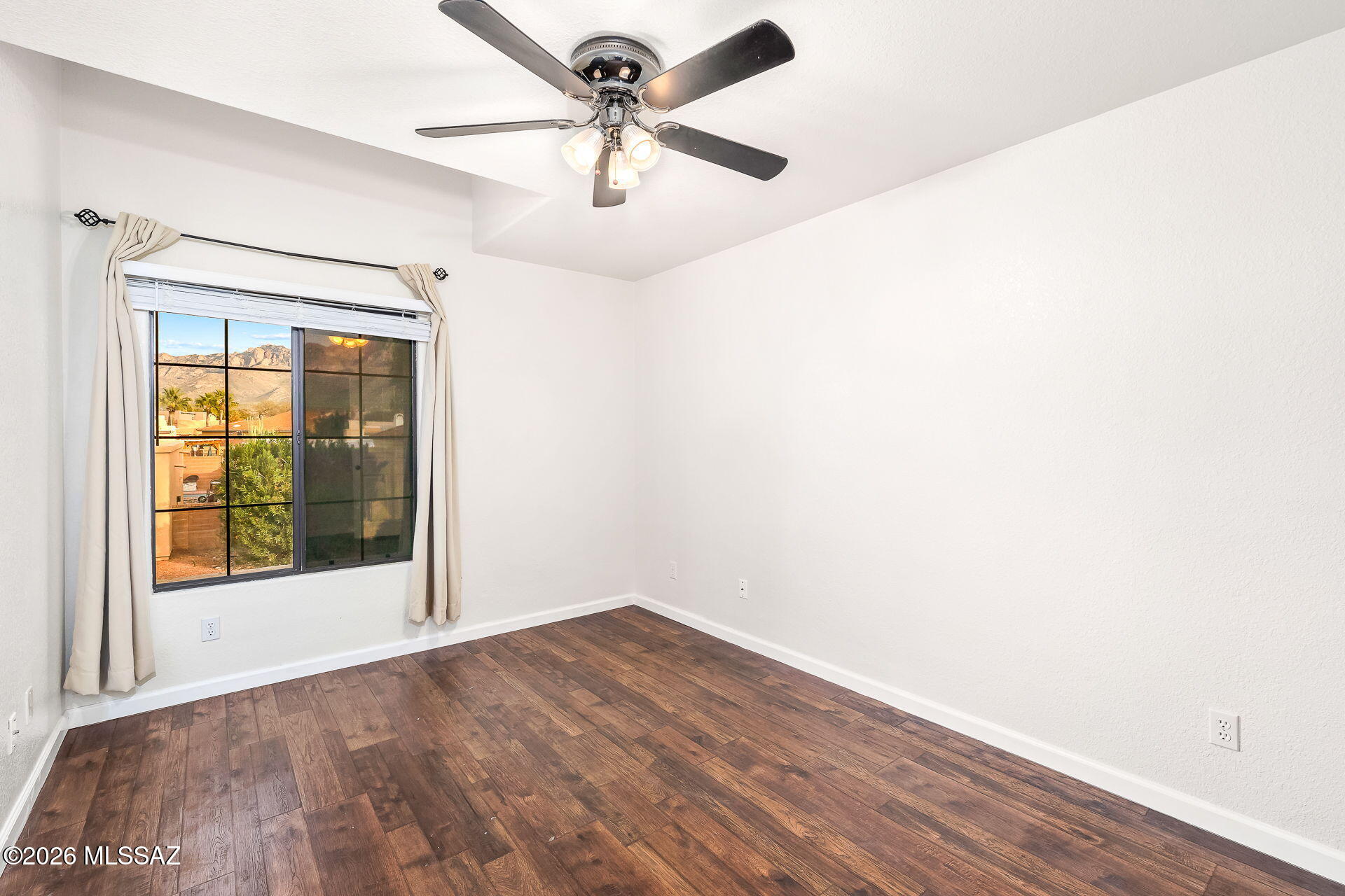 10317 N Mineral Spring Lane