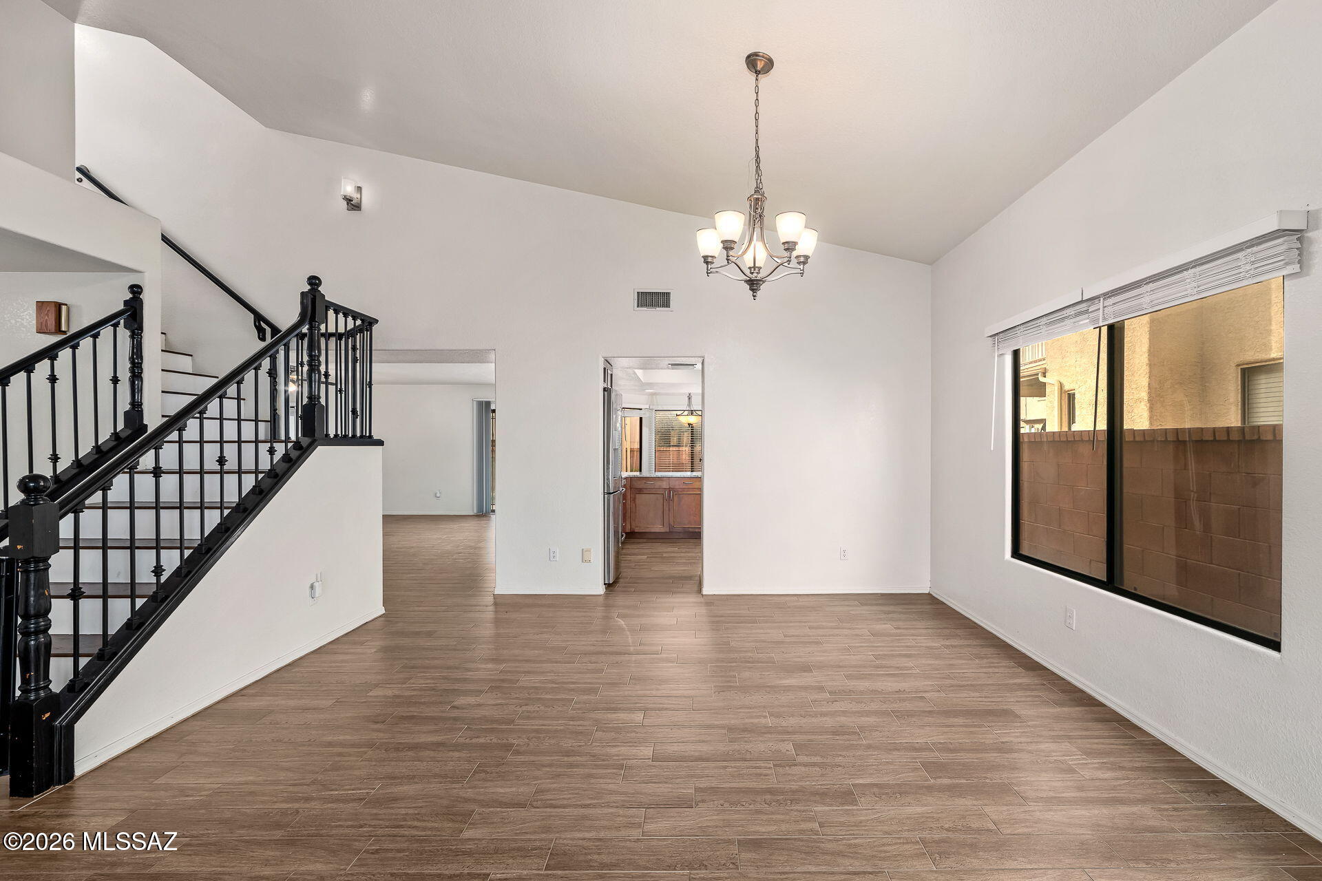 10317 N Mineral Spring Lane