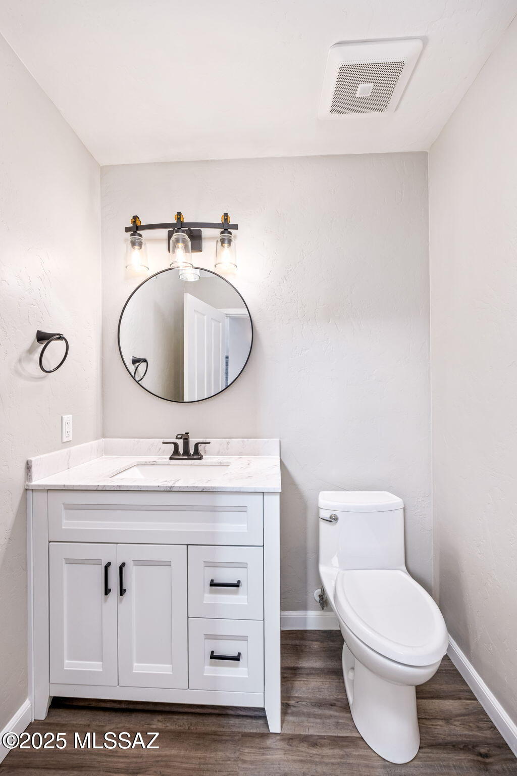 1529 E Ram Canyon Drive