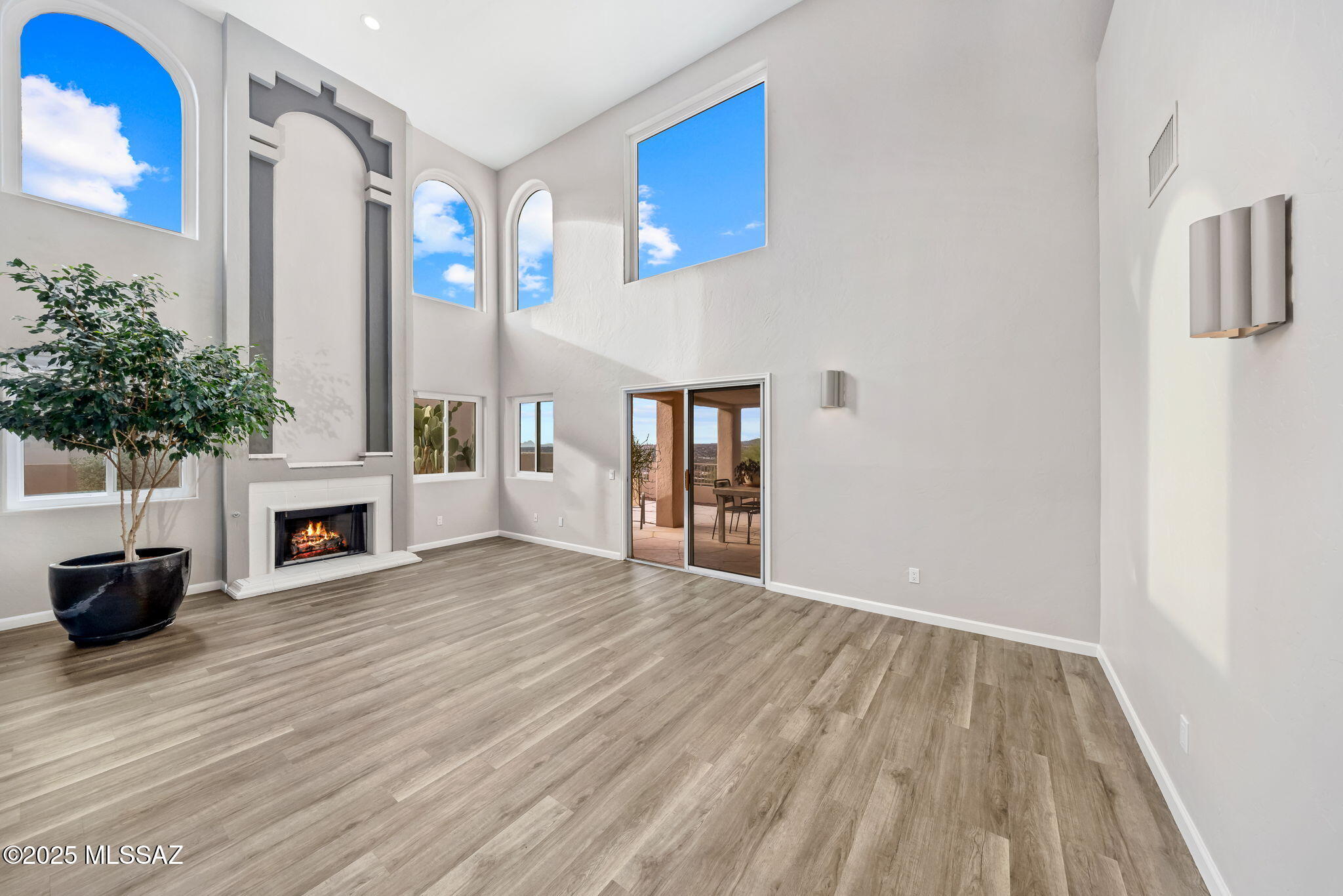 1529 E Ram Canyon Drive