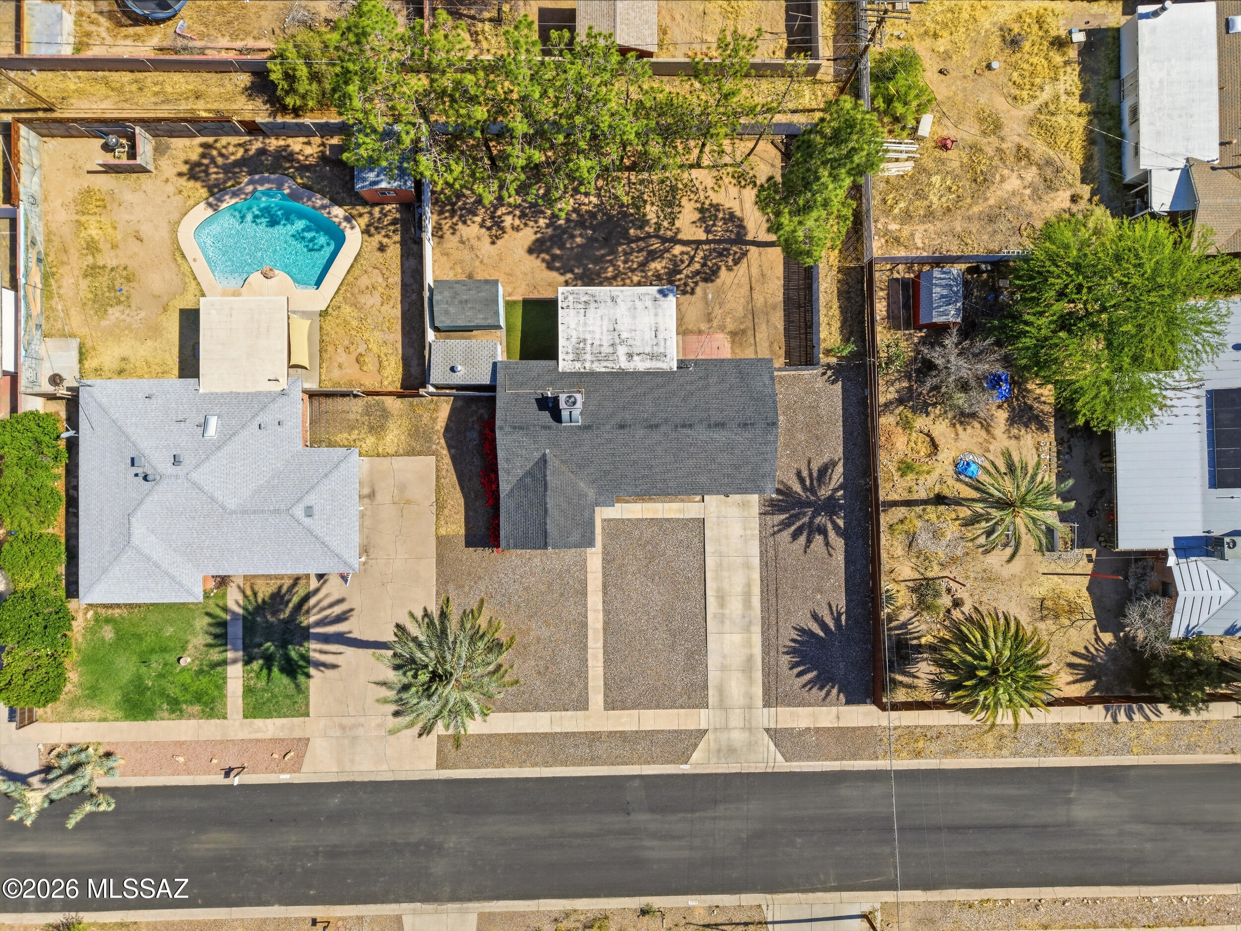 4738 E Bellevue Street