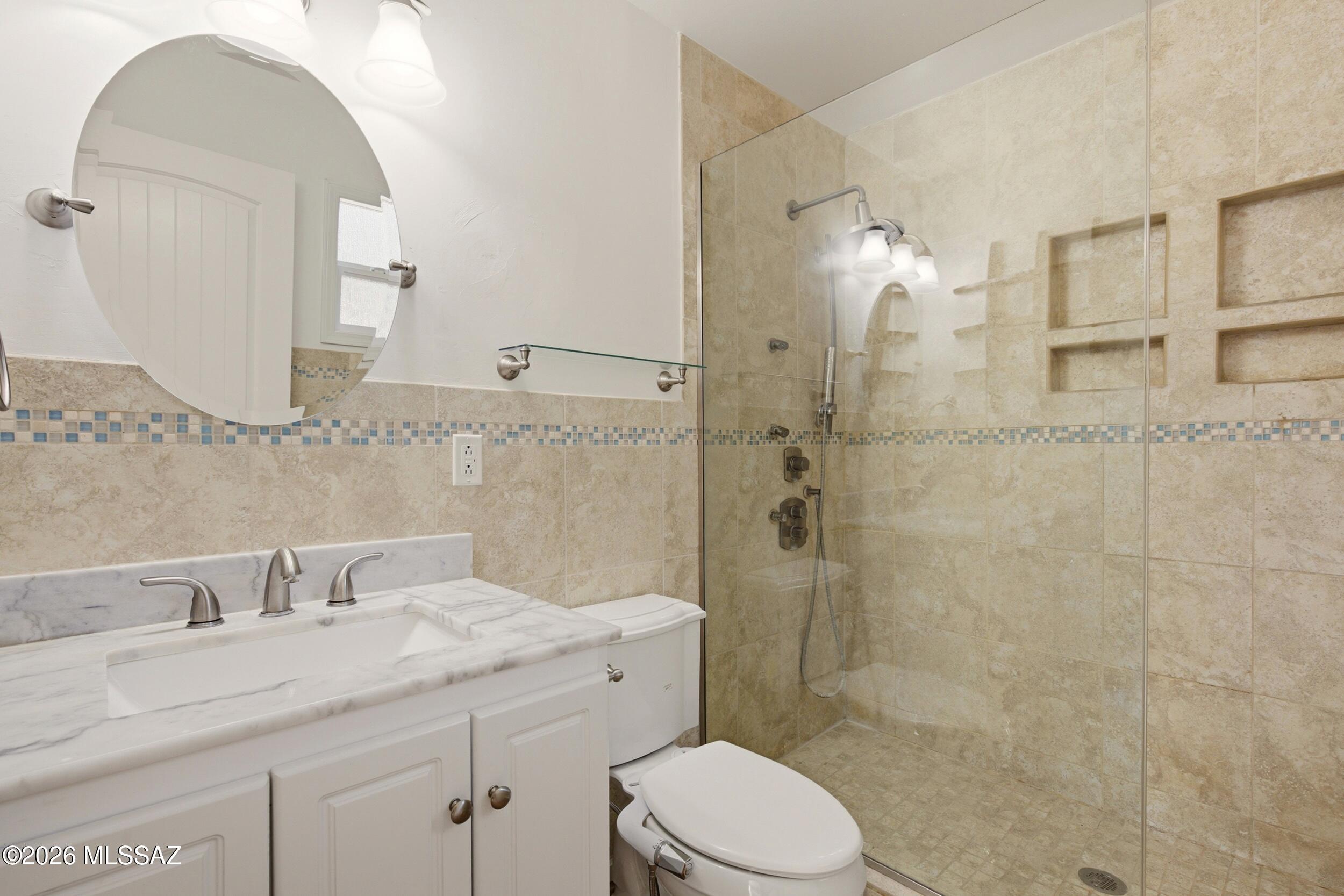 697 S Foothills Drive