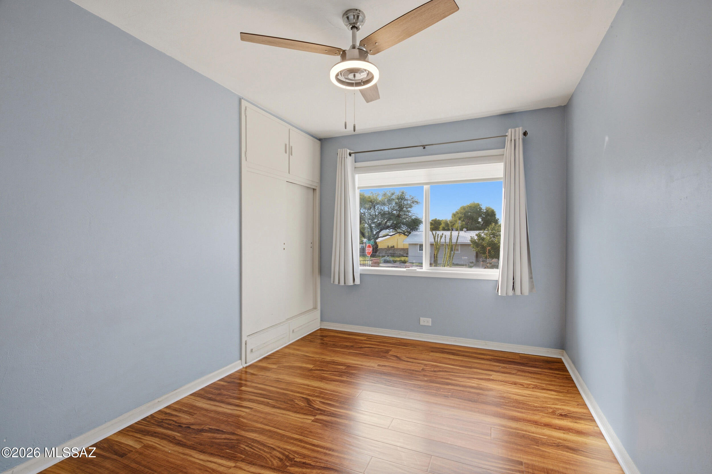 697 S Foothills Drive
