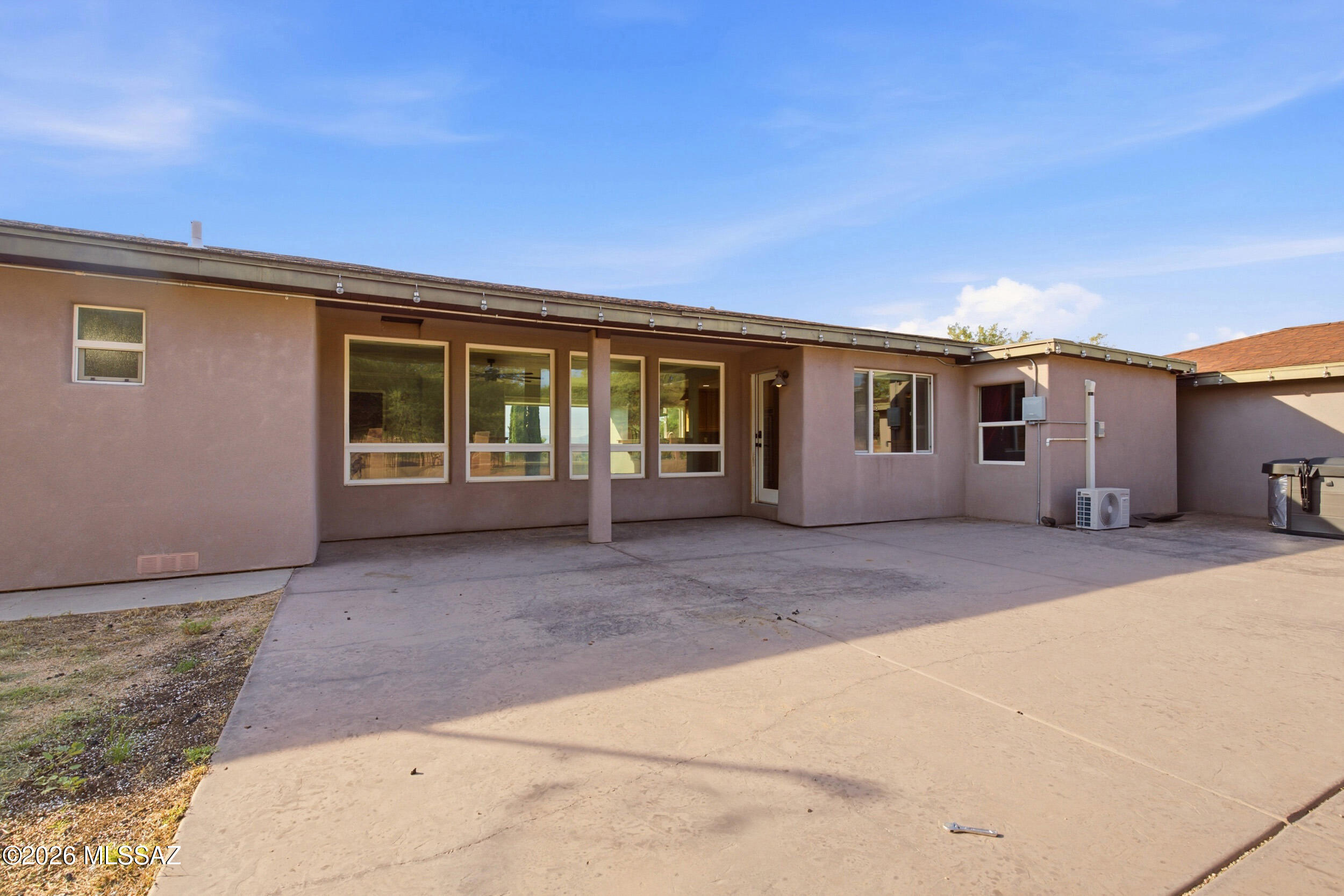 697 S Foothills Drive