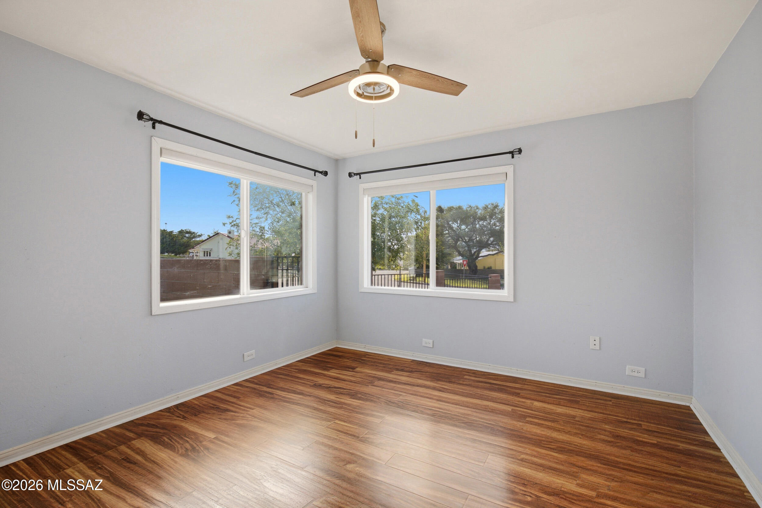 697 S Foothills Drive