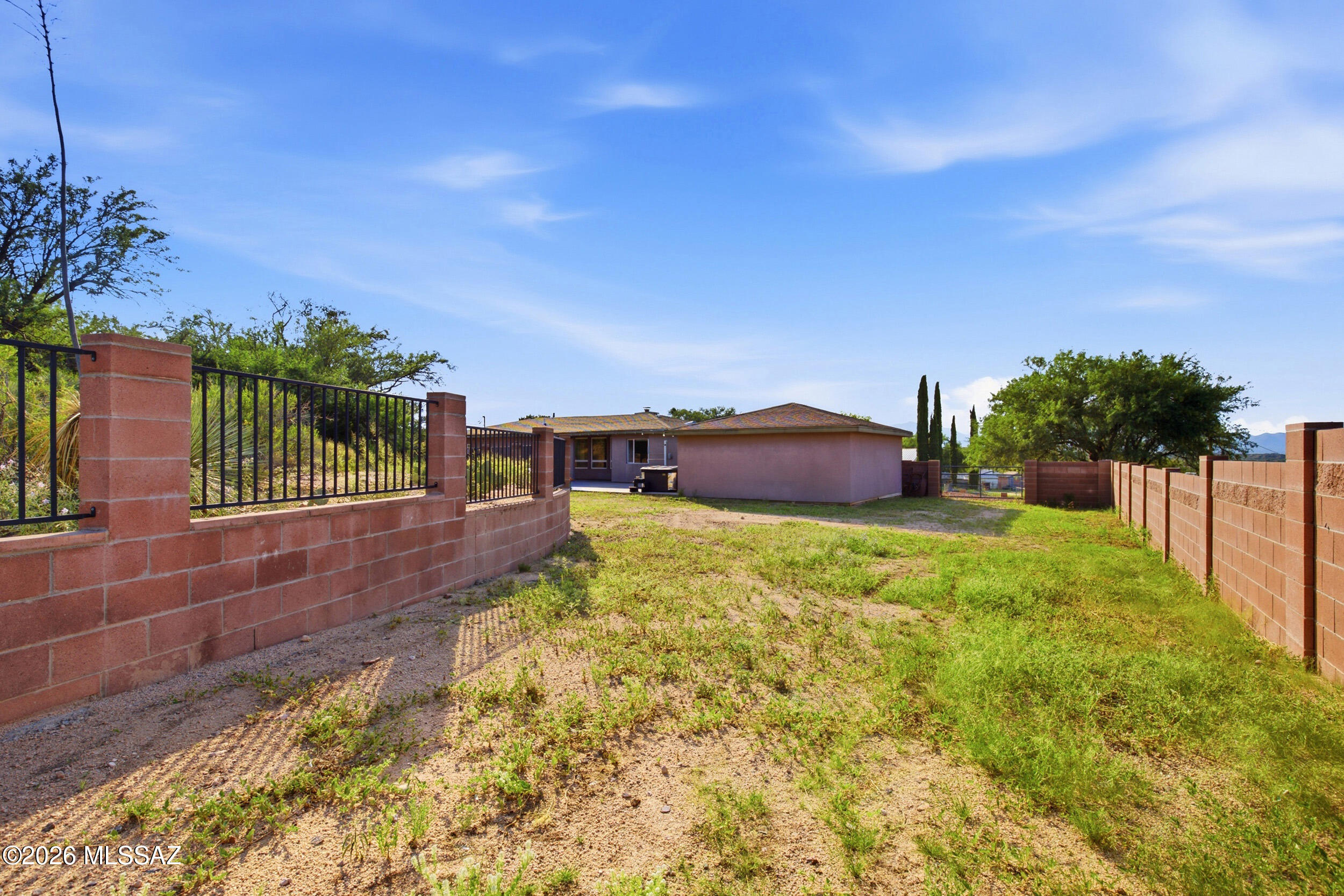 697 S Foothills Drive