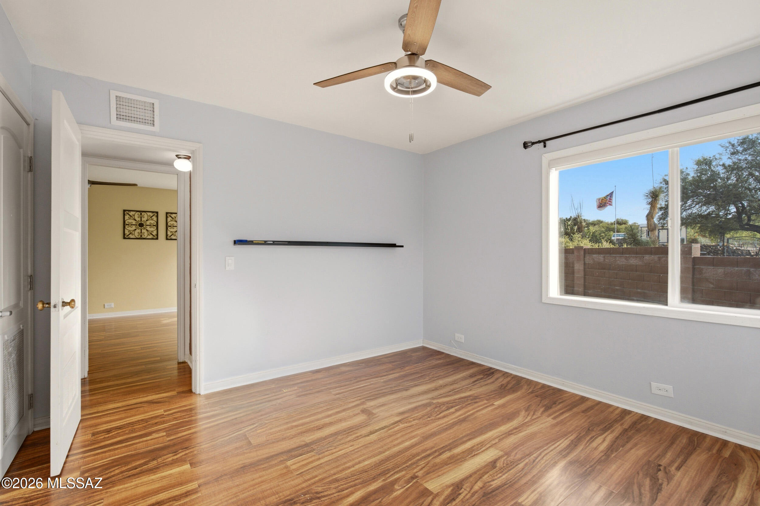 697 S Foothills Drive
