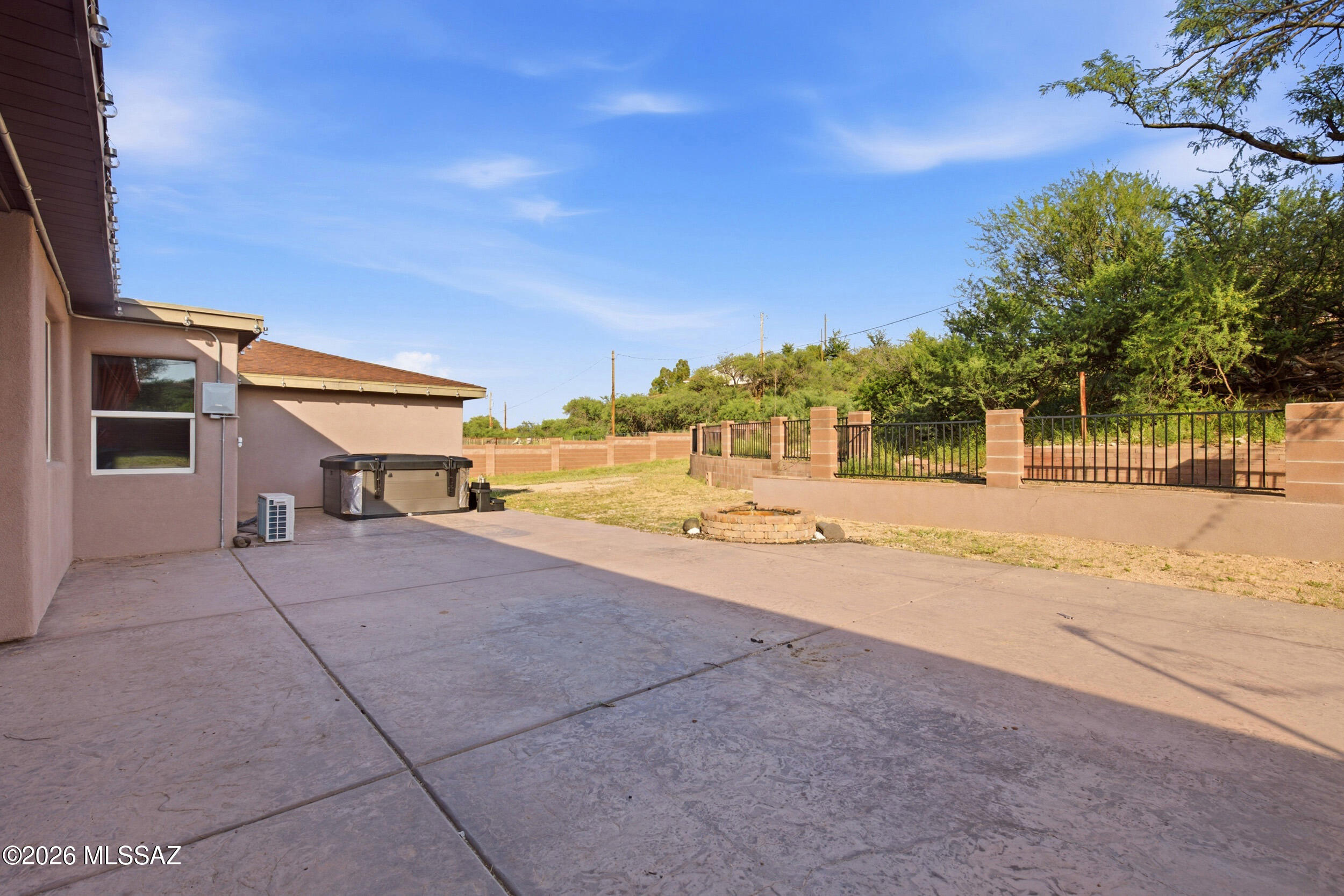 697 S Foothills Drive